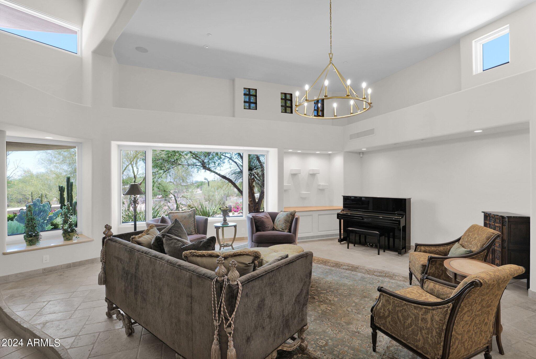 PINNACLE PEAK HEIGHTS 6 - Residential