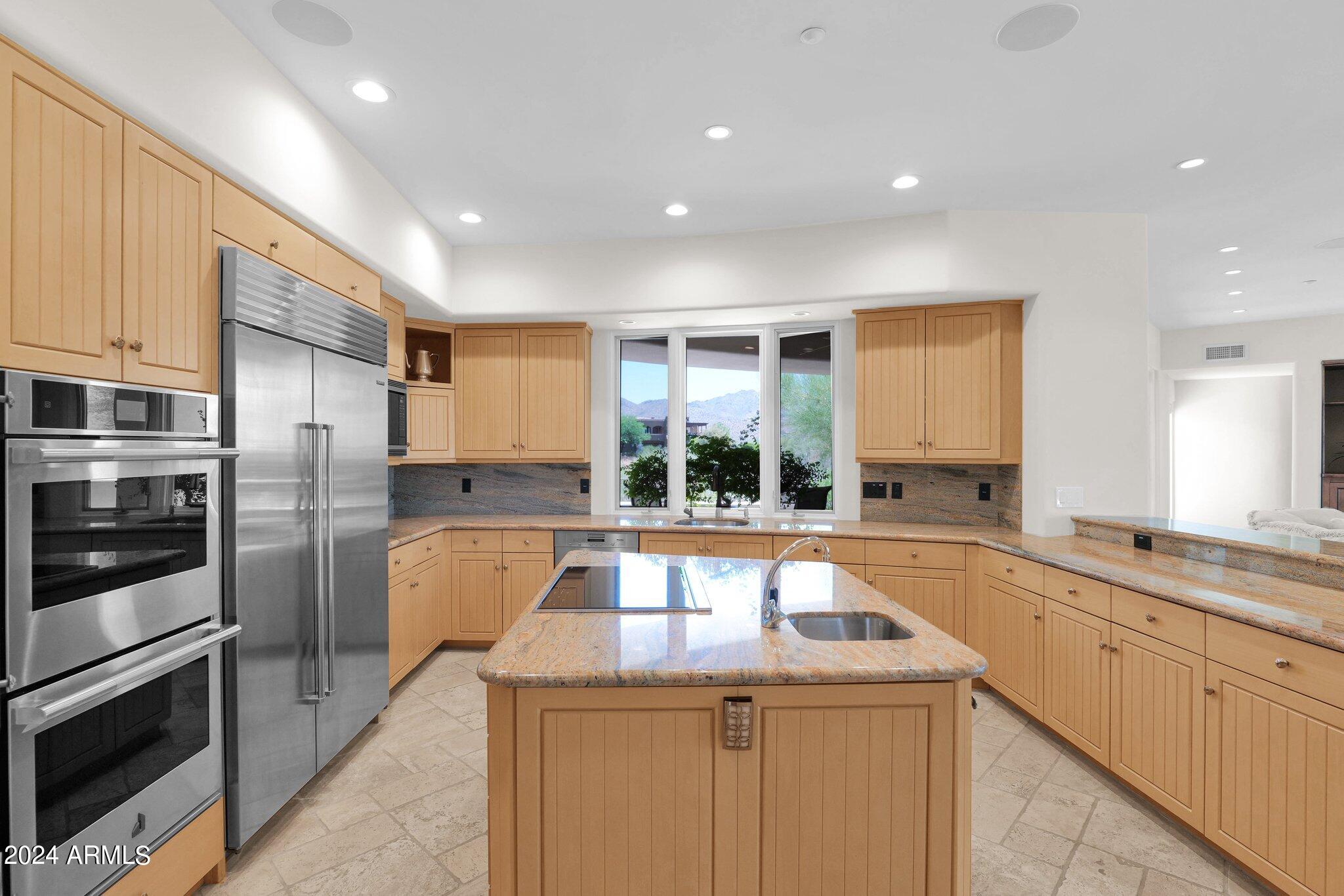 PINNACLE PEAK HEIGHTS 6 - Residential