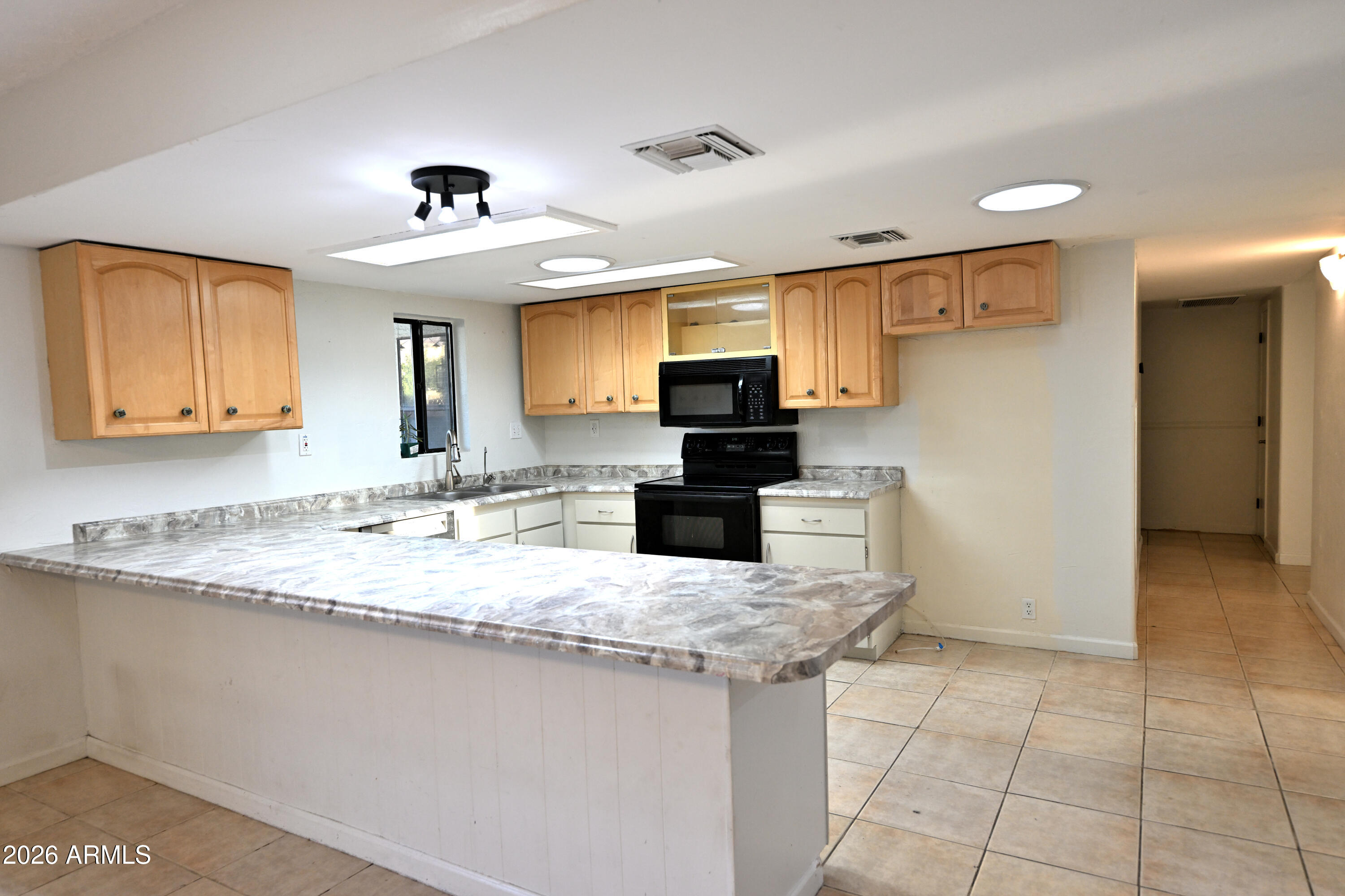 GOLDEN SPRINGS - Residential