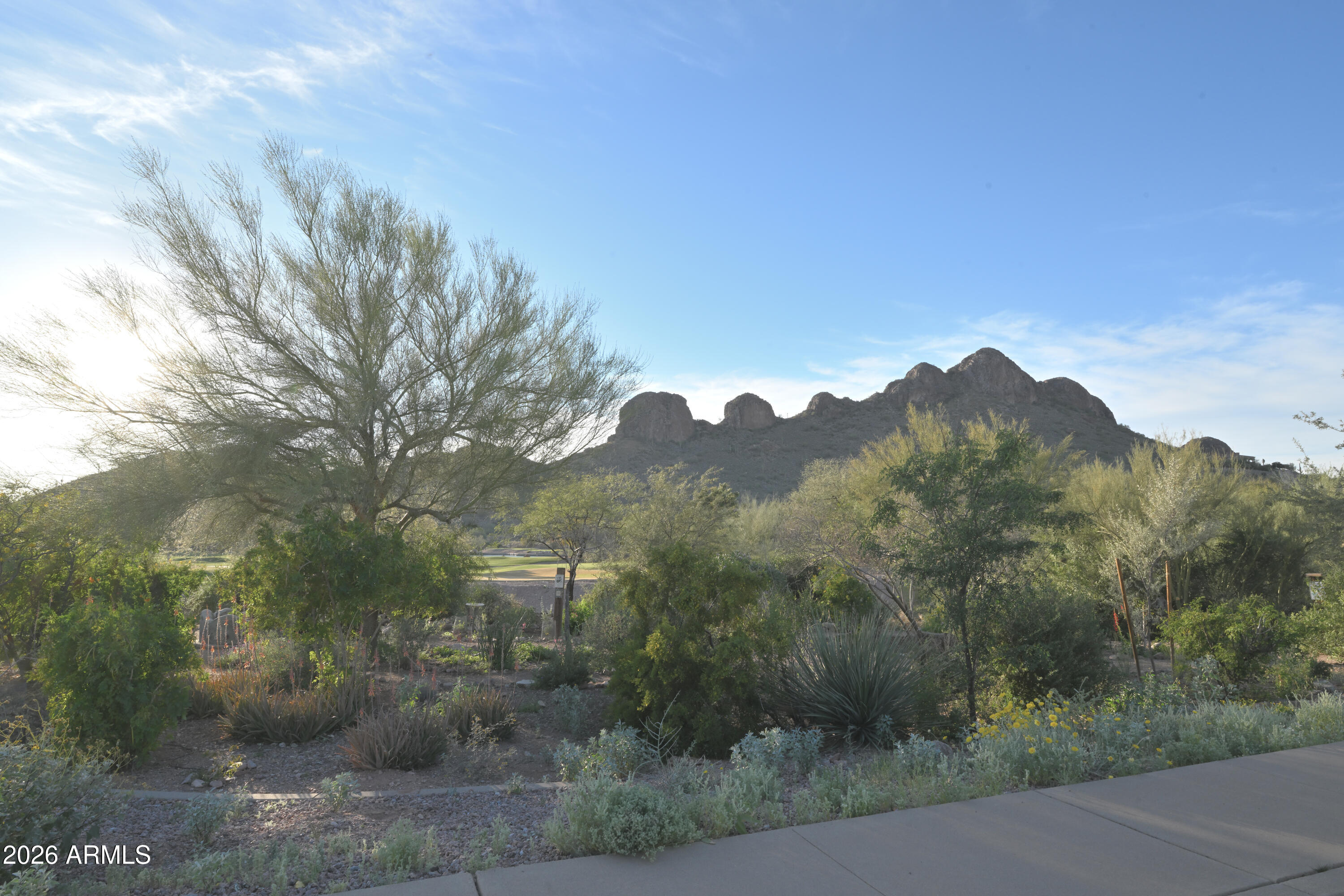 GOLDEN SPRINGS - Residential
