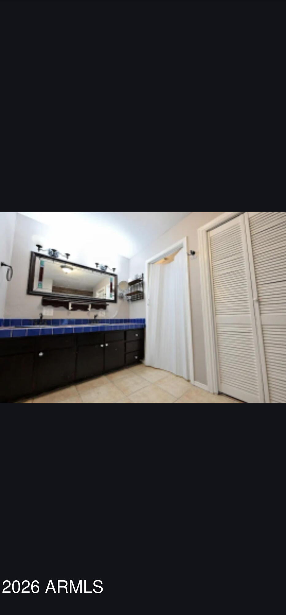 GOLDEN SPRINGS - Residential