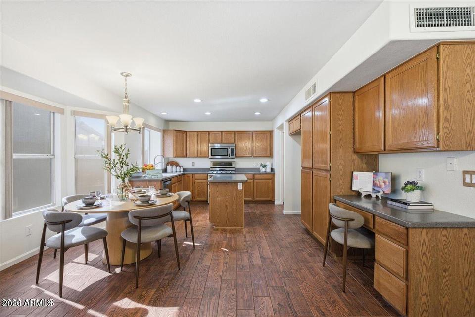 PARKRIDGE - Residential Lease