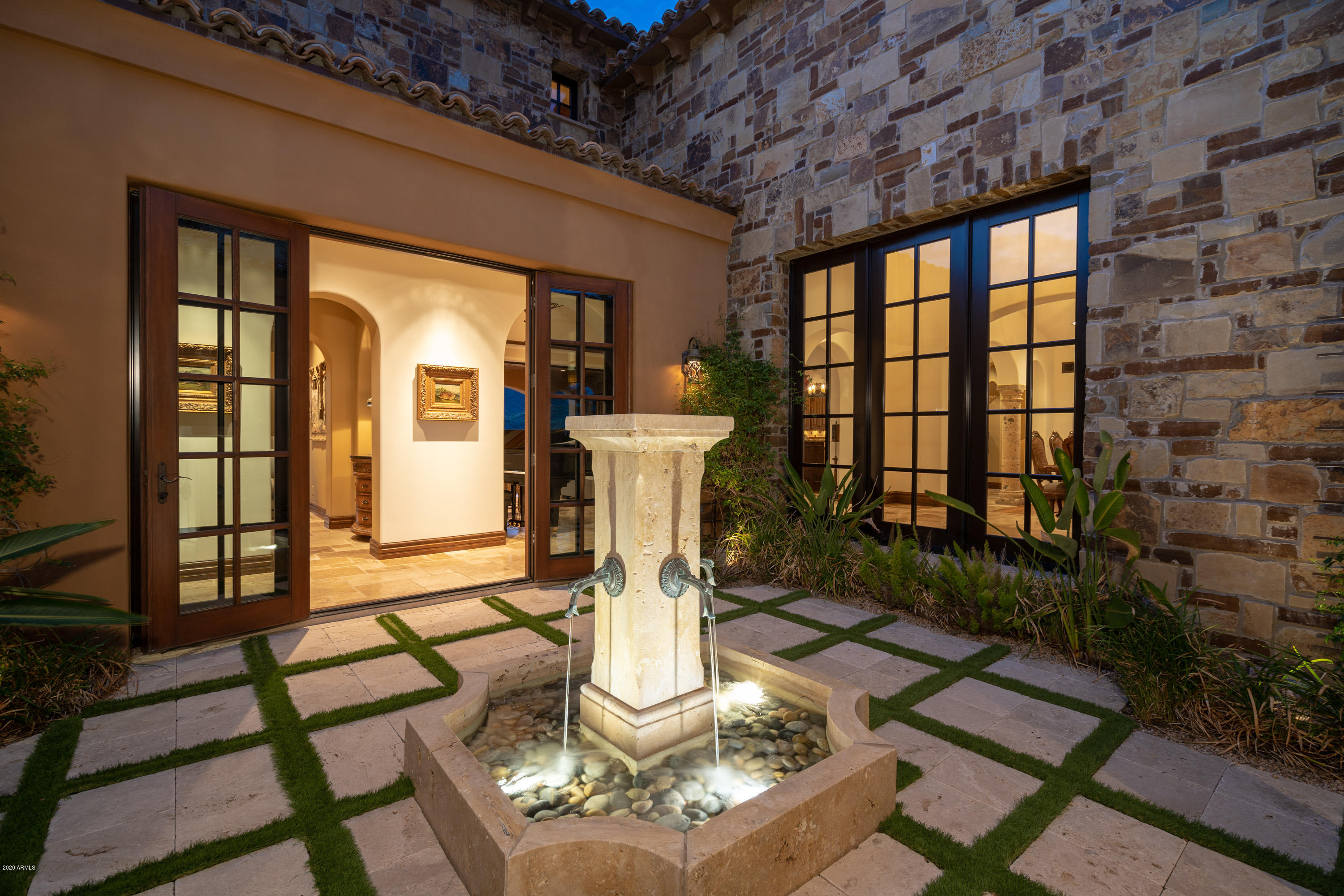 DESERT MOUNTAIN - Residential