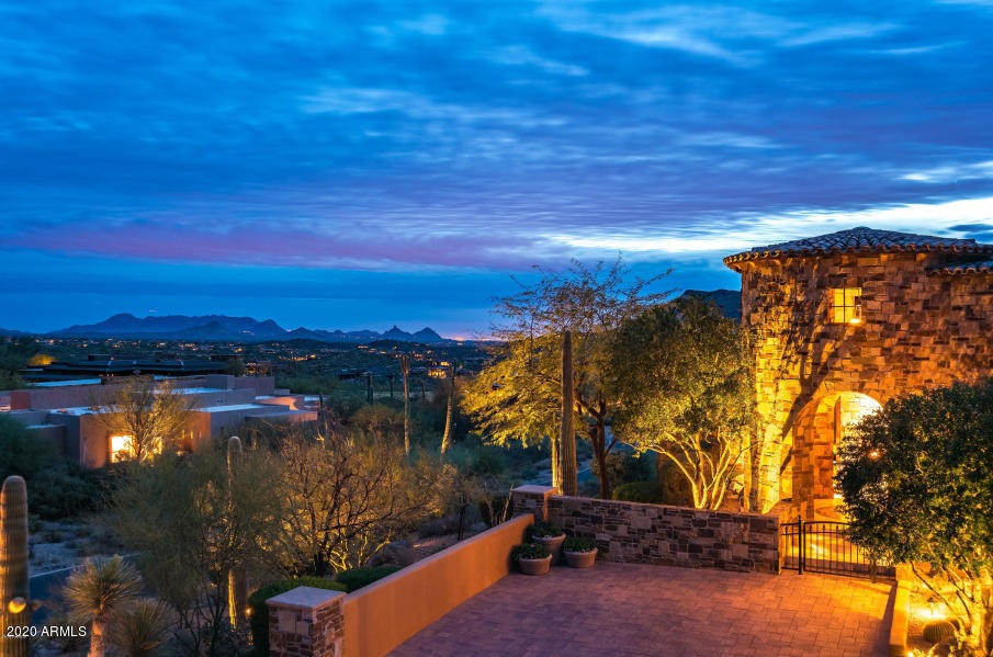 DESERT MOUNTAIN - Residential