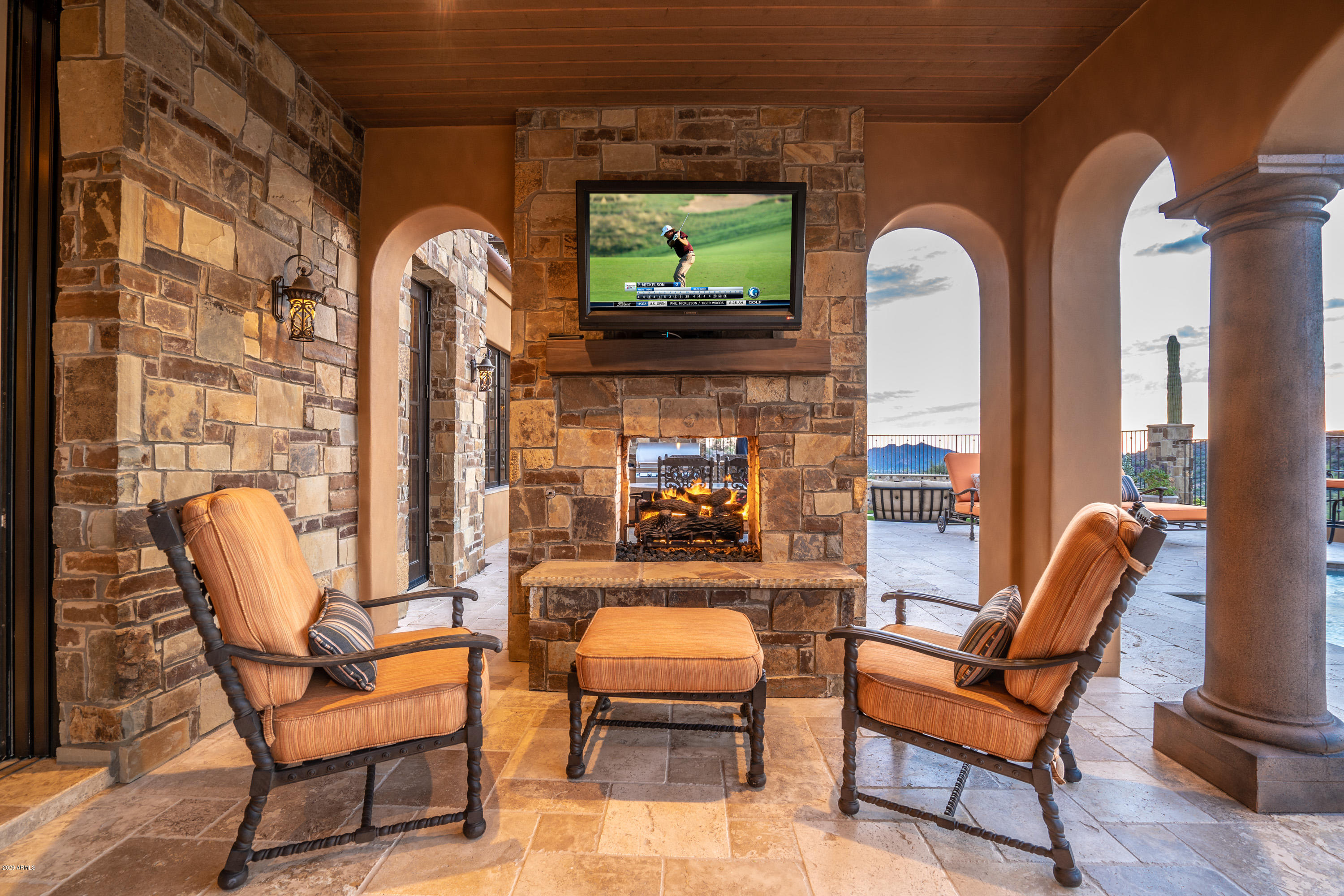 DESERT MOUNTAIN - Residential