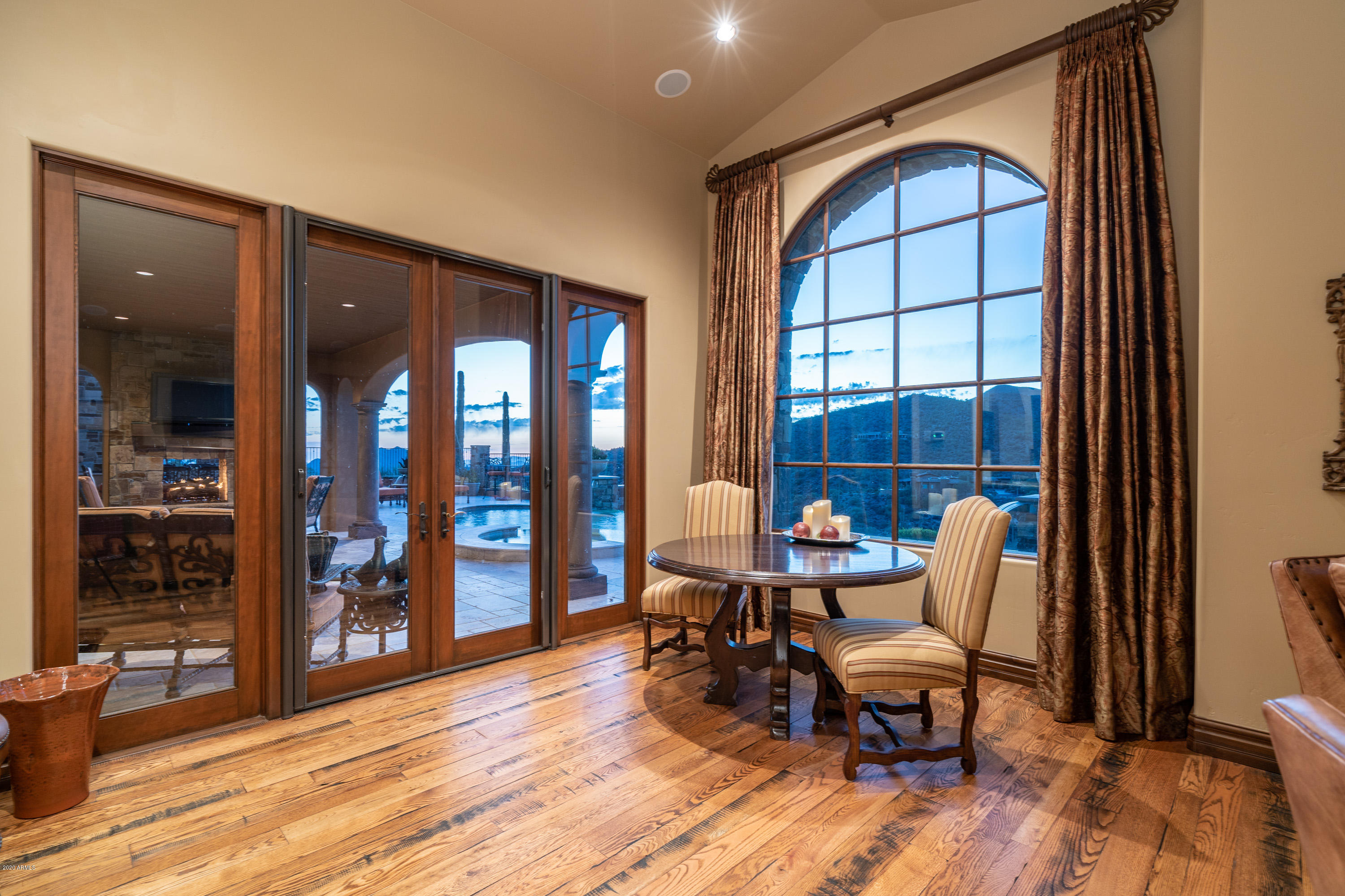 DESERT MOUNTAIN - Residential