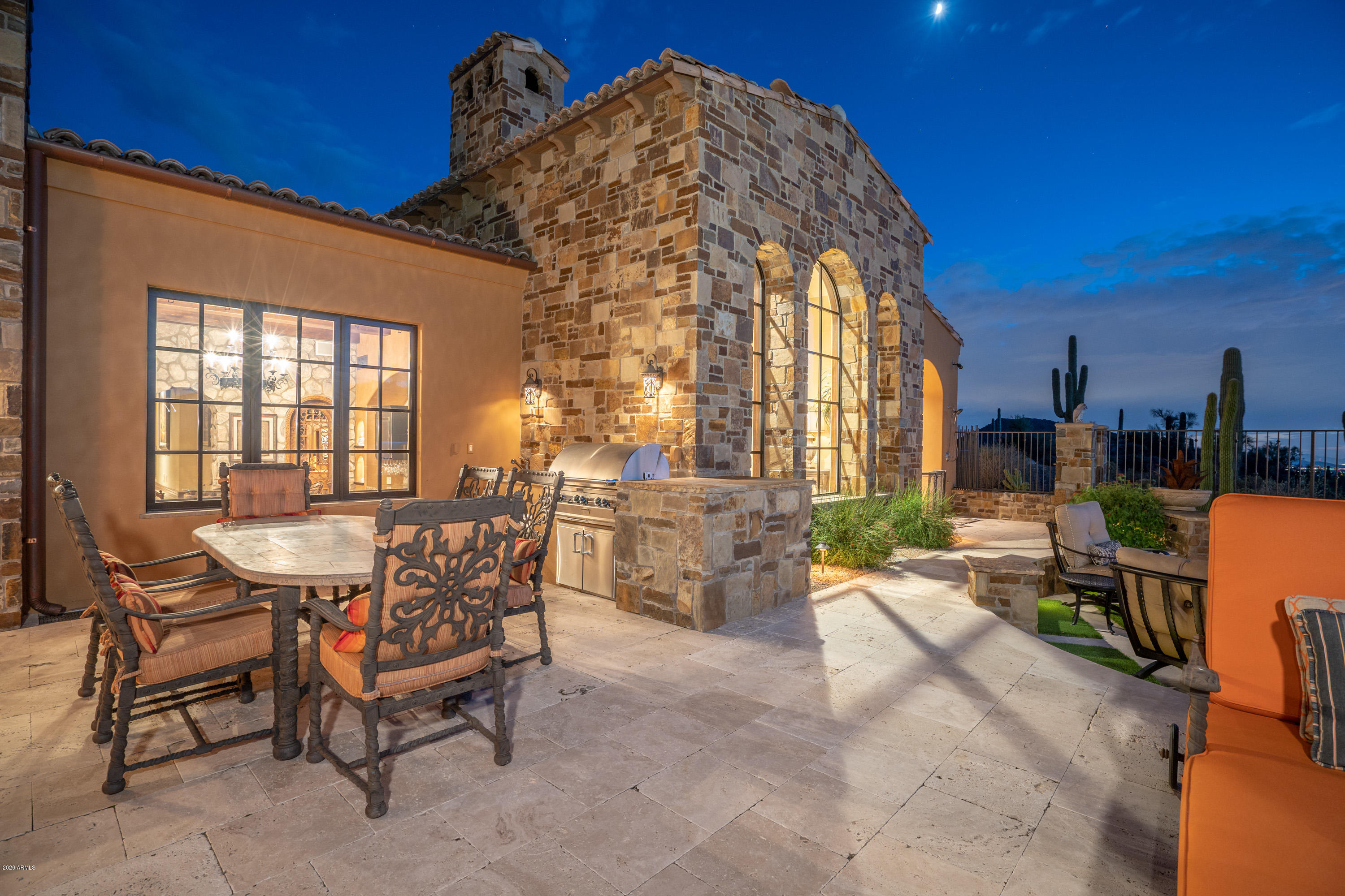 DESERT MOUNTAIN - Residential