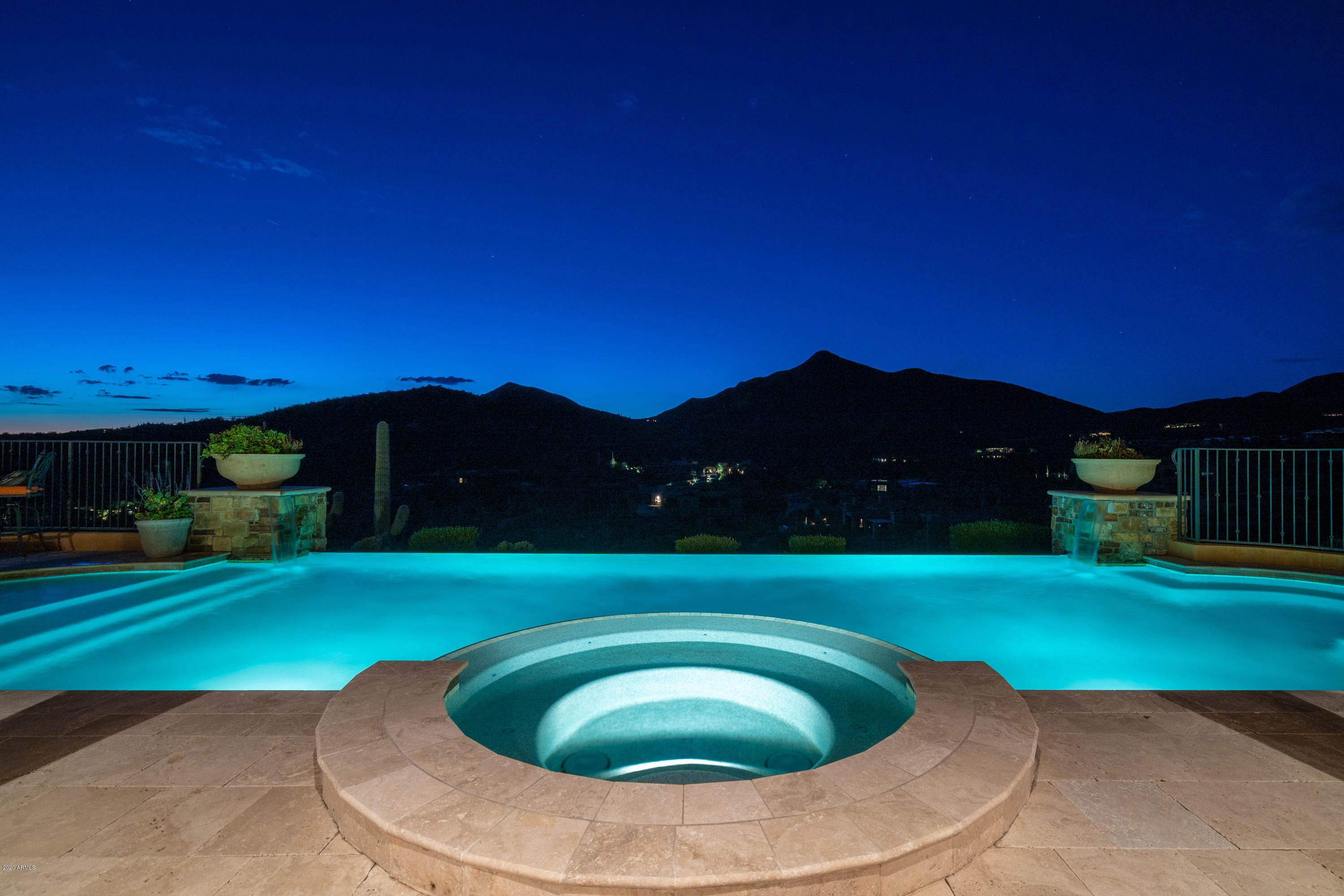 DESERT MOUNTAIN - Residential