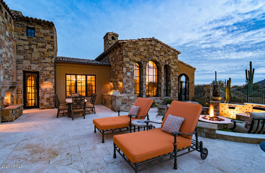 DESERT MOUNTAIN - Residential