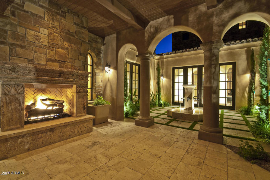 DESERT MOUNTAIN - Residential