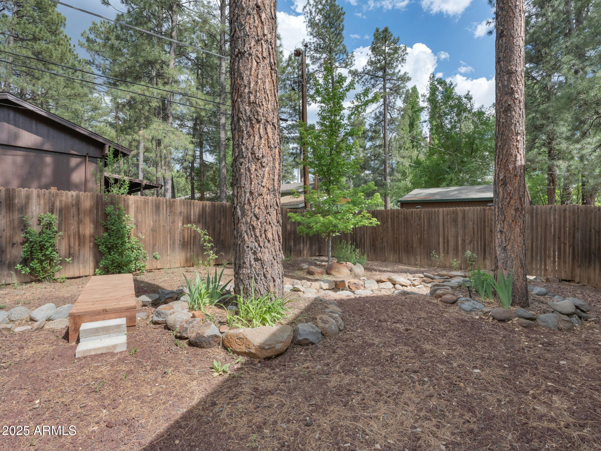 PINEWOOD 1 - Residential