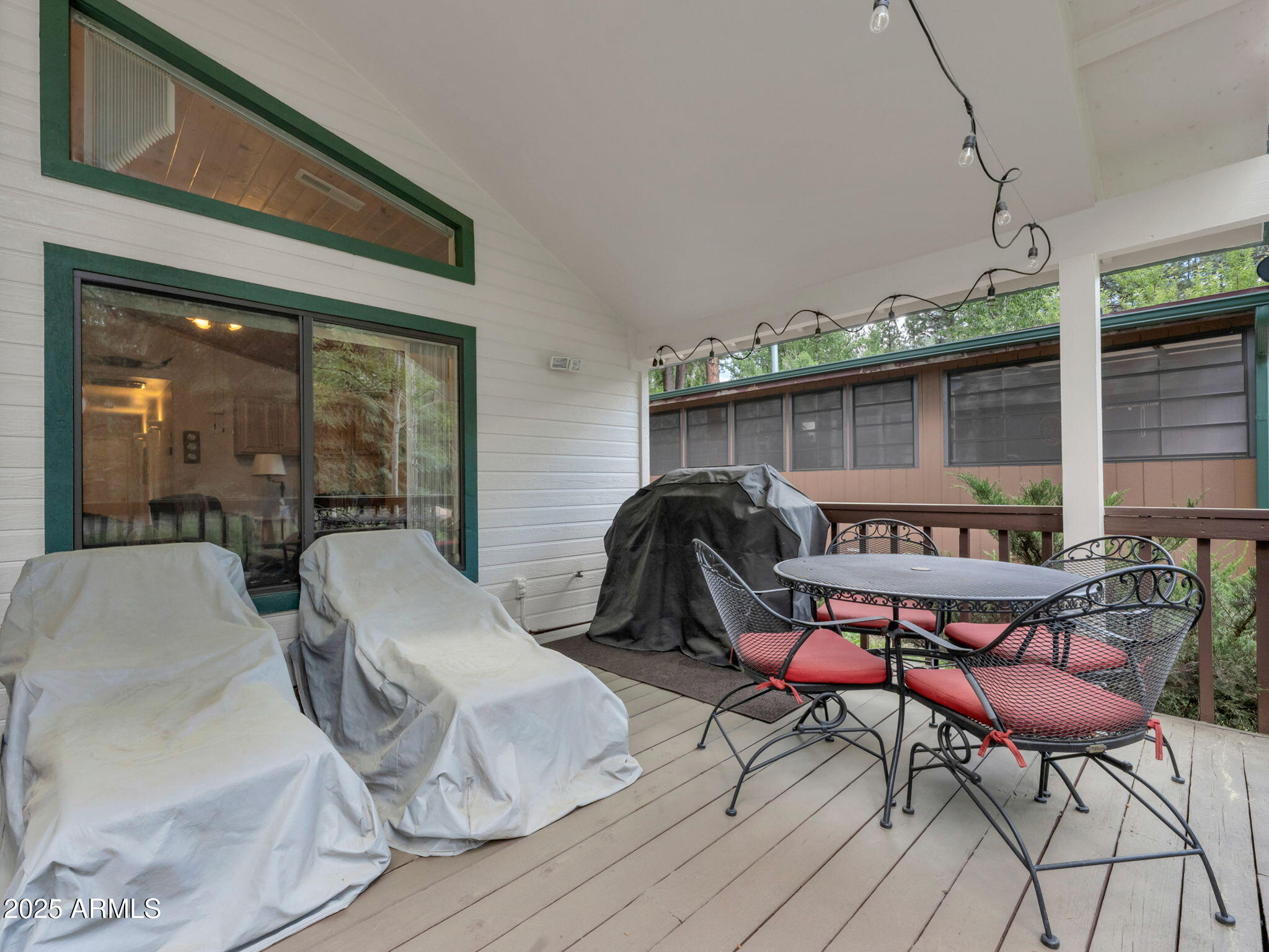 PINEWOOD 1 - Residential