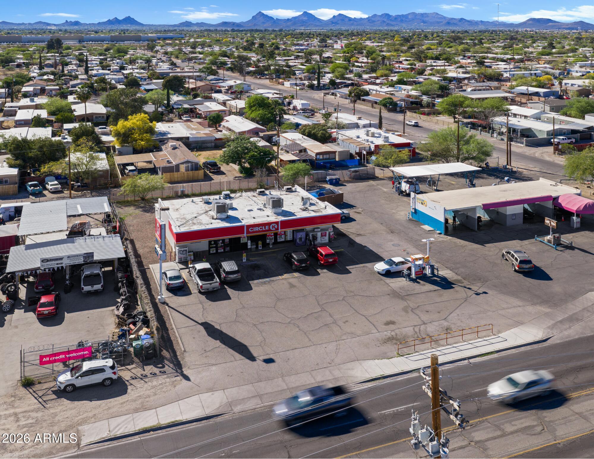 LOS RANCHITOS 8 - Commercial Sale