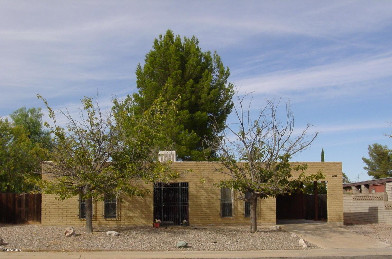 This 3BR/2BA,1CP, 1757 sq.ft. home is centrally located in Sierra Vista, AZ minutes from Ft. Huachuca, shopping and PDS elementary school. The home has ceramic tile and carpet, plenty of living space and a large, fenced backyard. Call today.