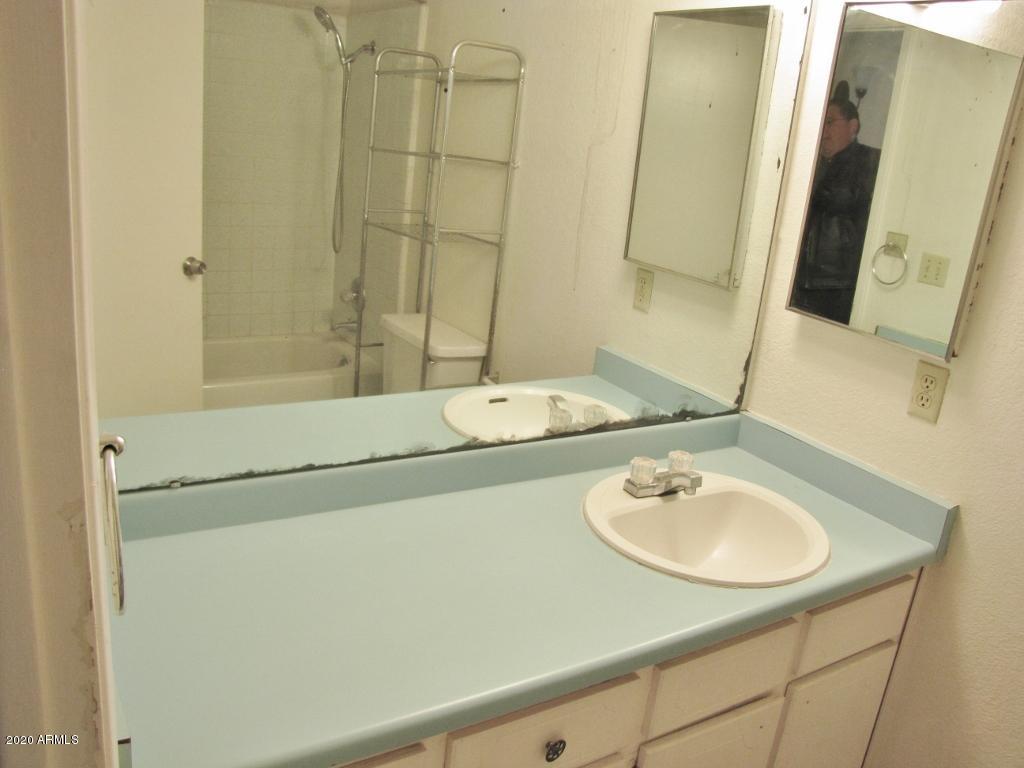PUEBLO DEL SOL UNO - Residential Lease