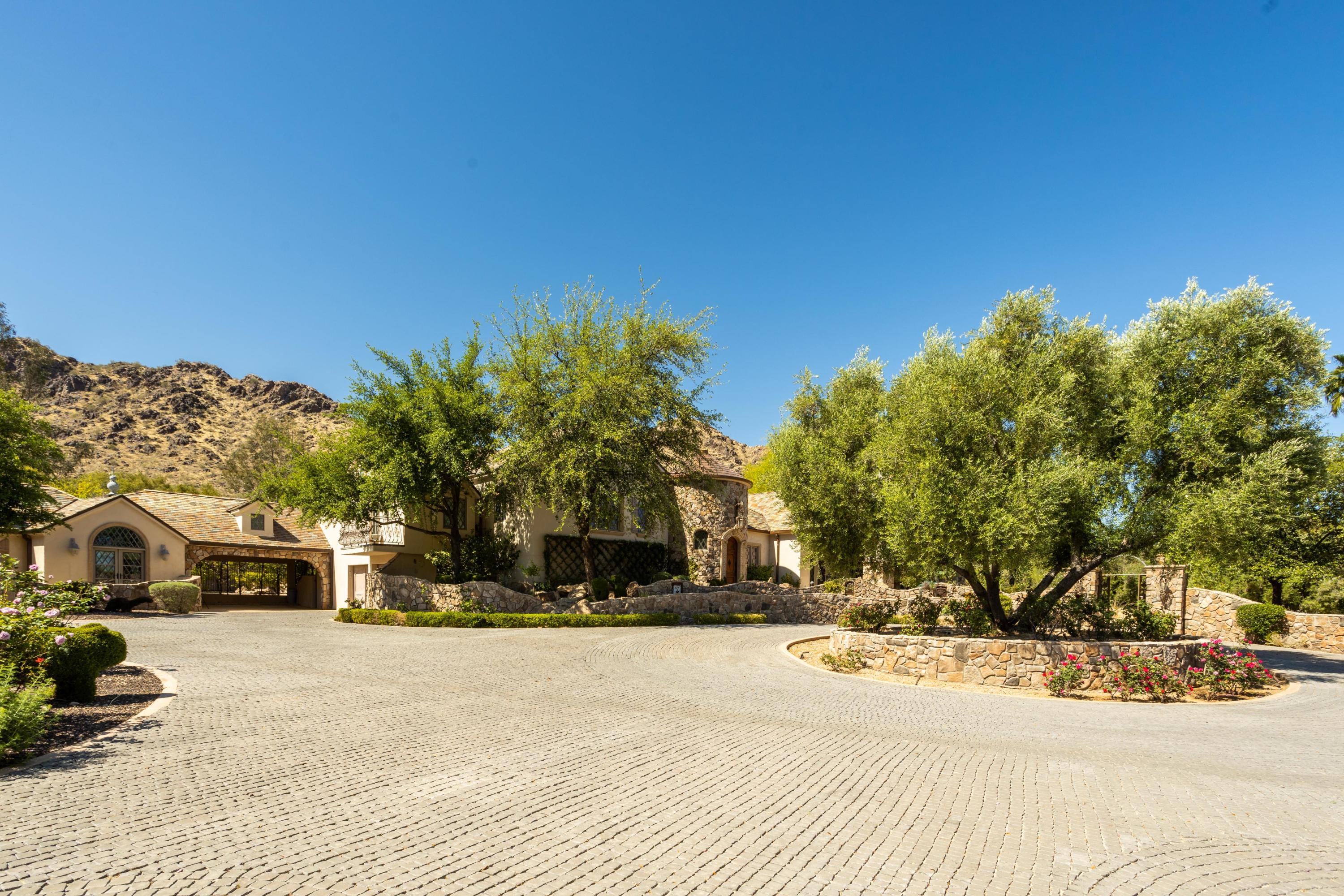 MUMMY MOUNTAIN ESTATES - Residential