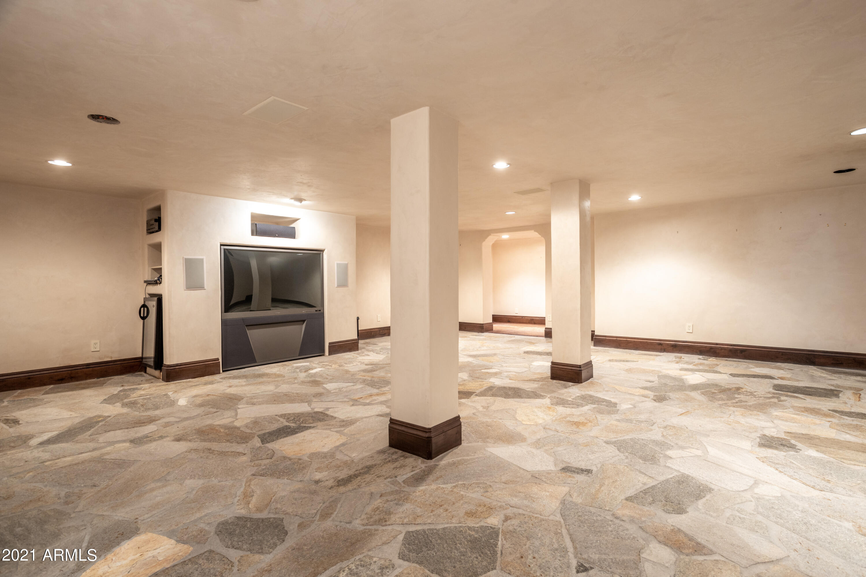 MUMMY MOUNTAIN ESTATES - Residential