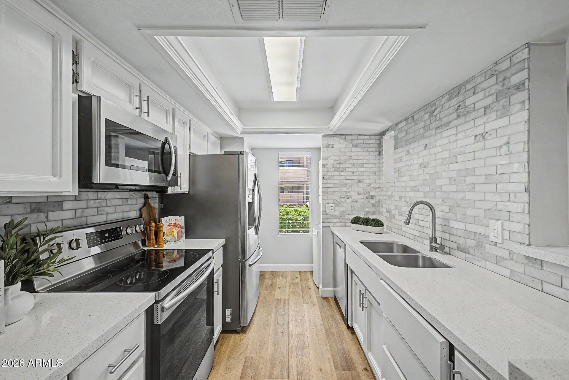 WALDEN PLACE - Residential