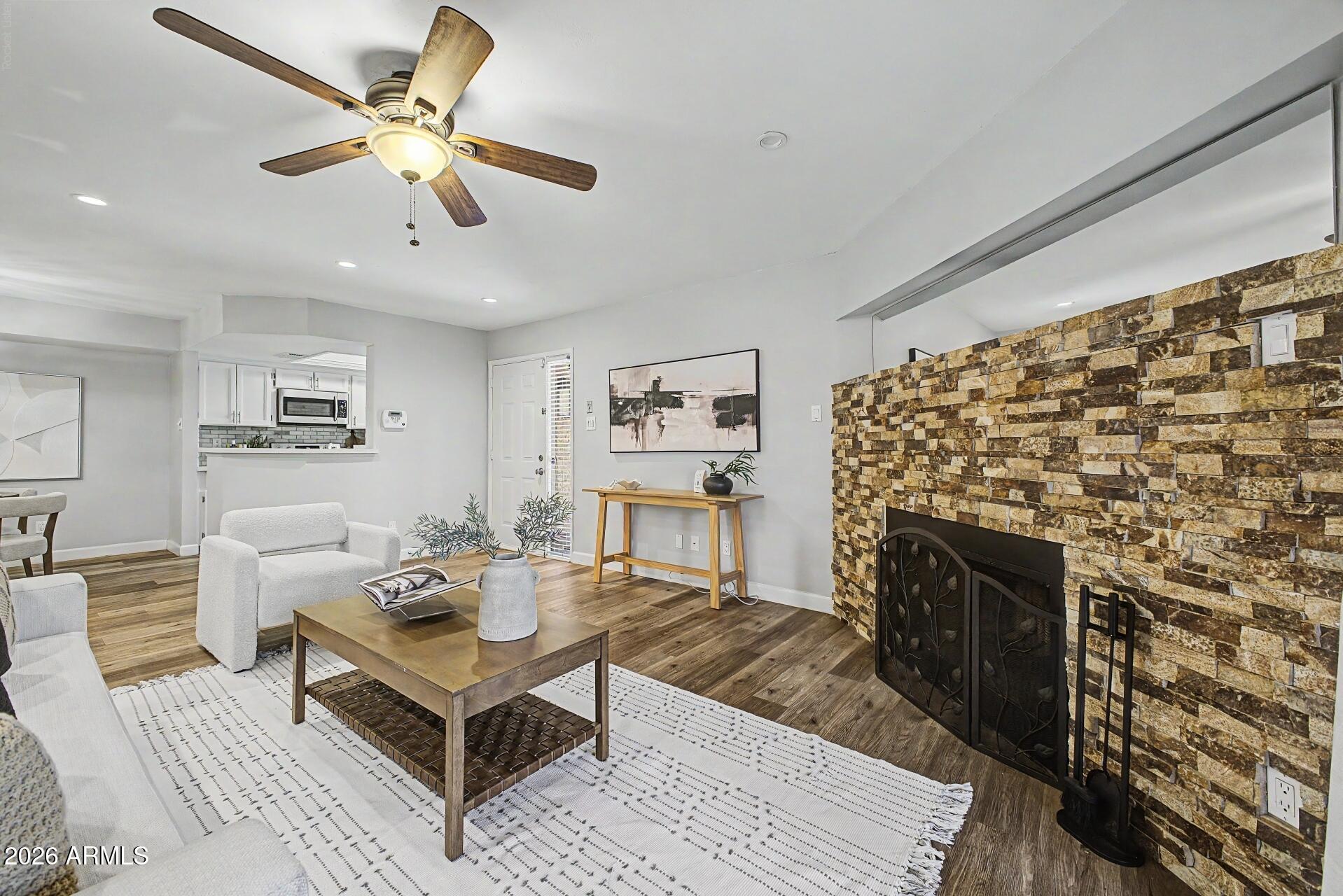 WALDEN PLACE - Residential