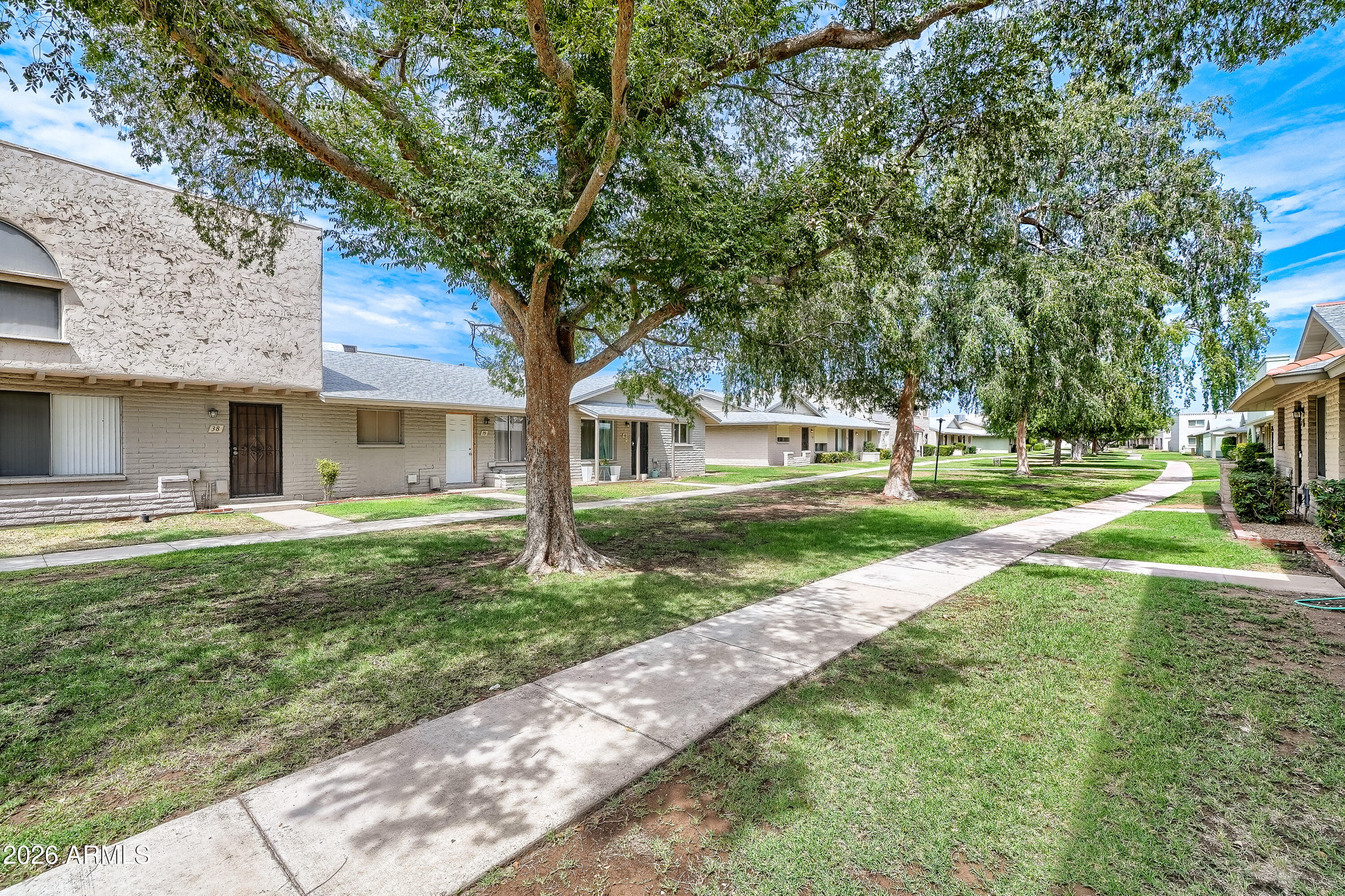 MESA MADRID TOWNHOUSES - Residential