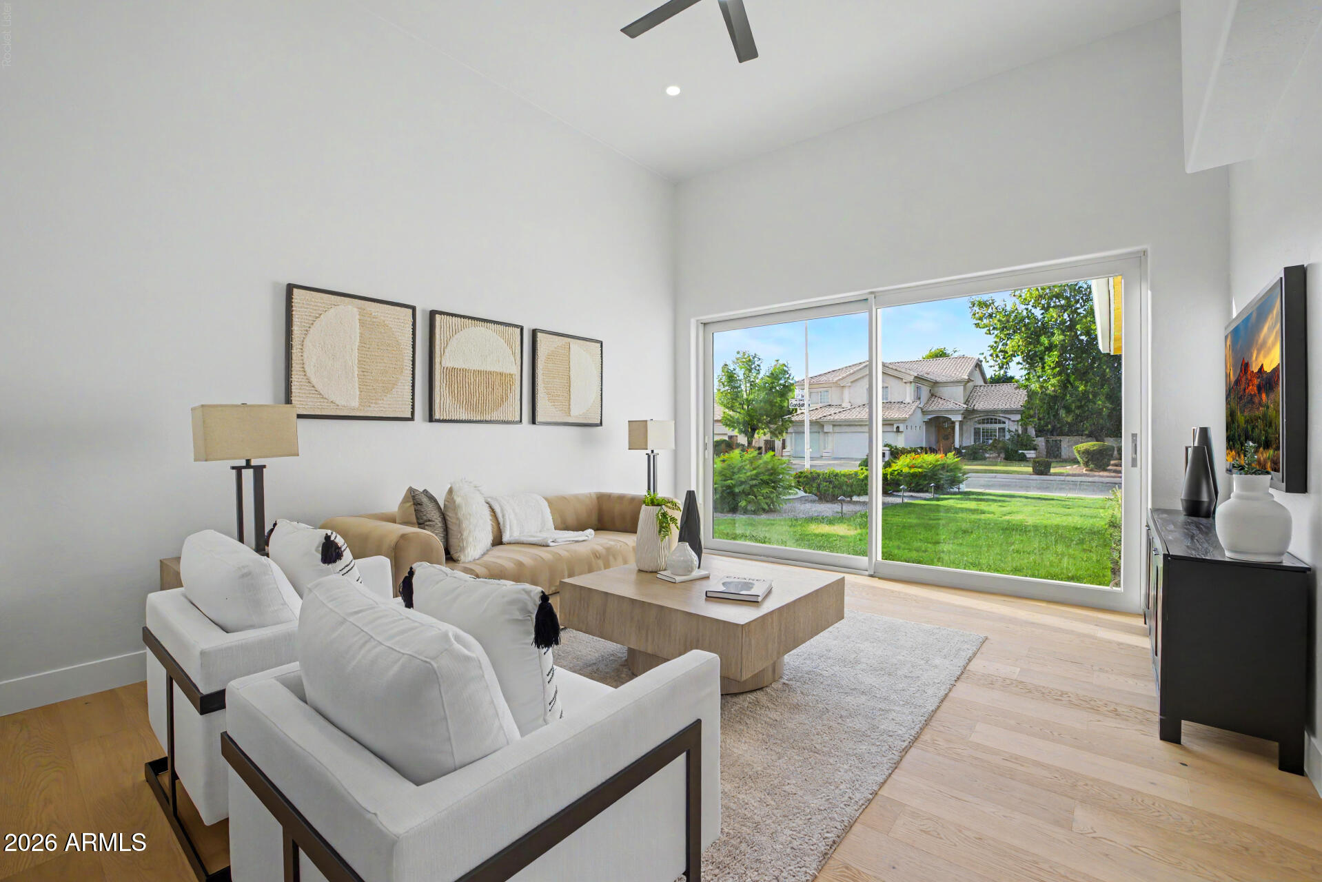 MEADOWLARK MANOR - Residential
