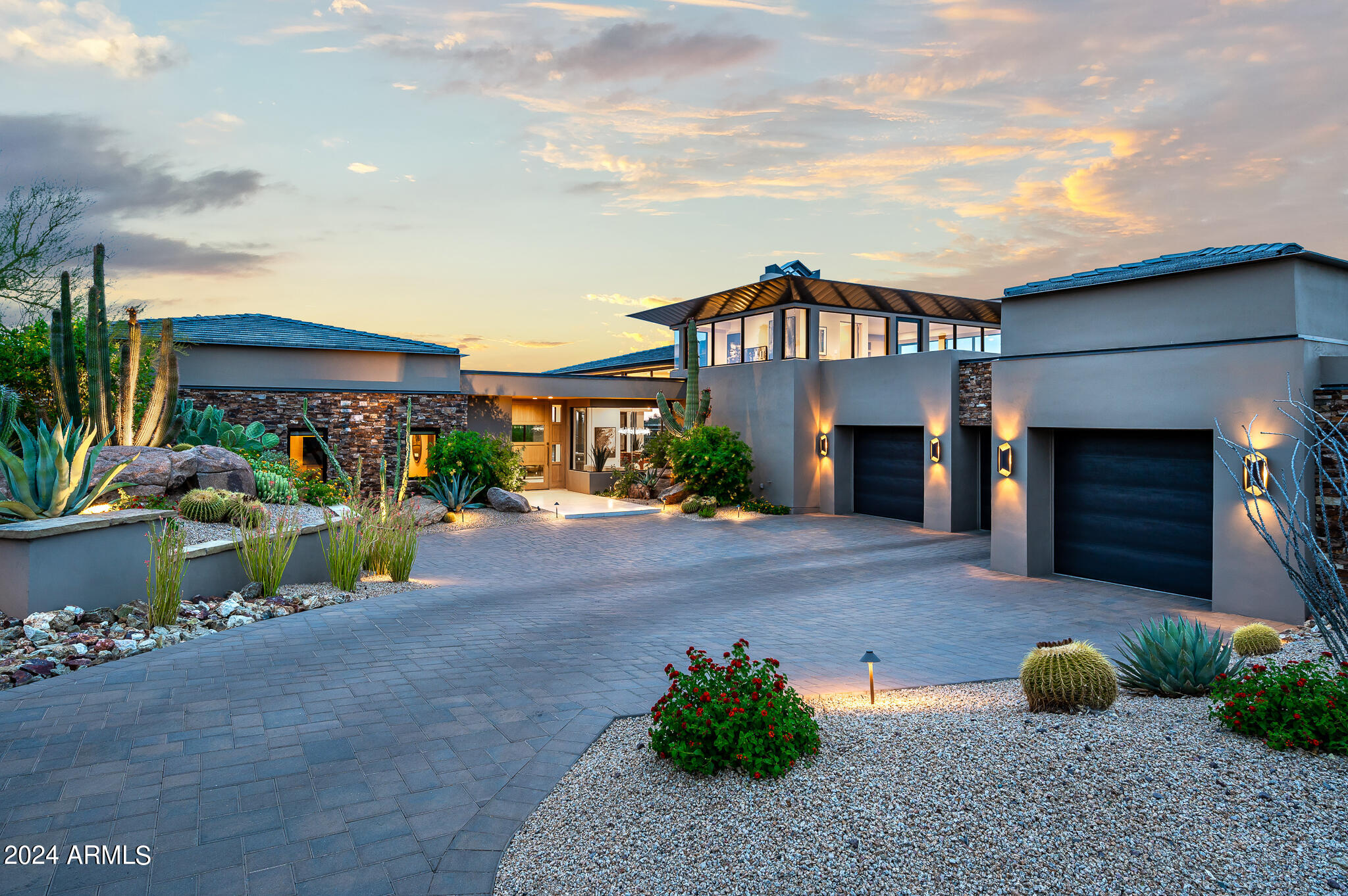 ESTANCIA - Residential