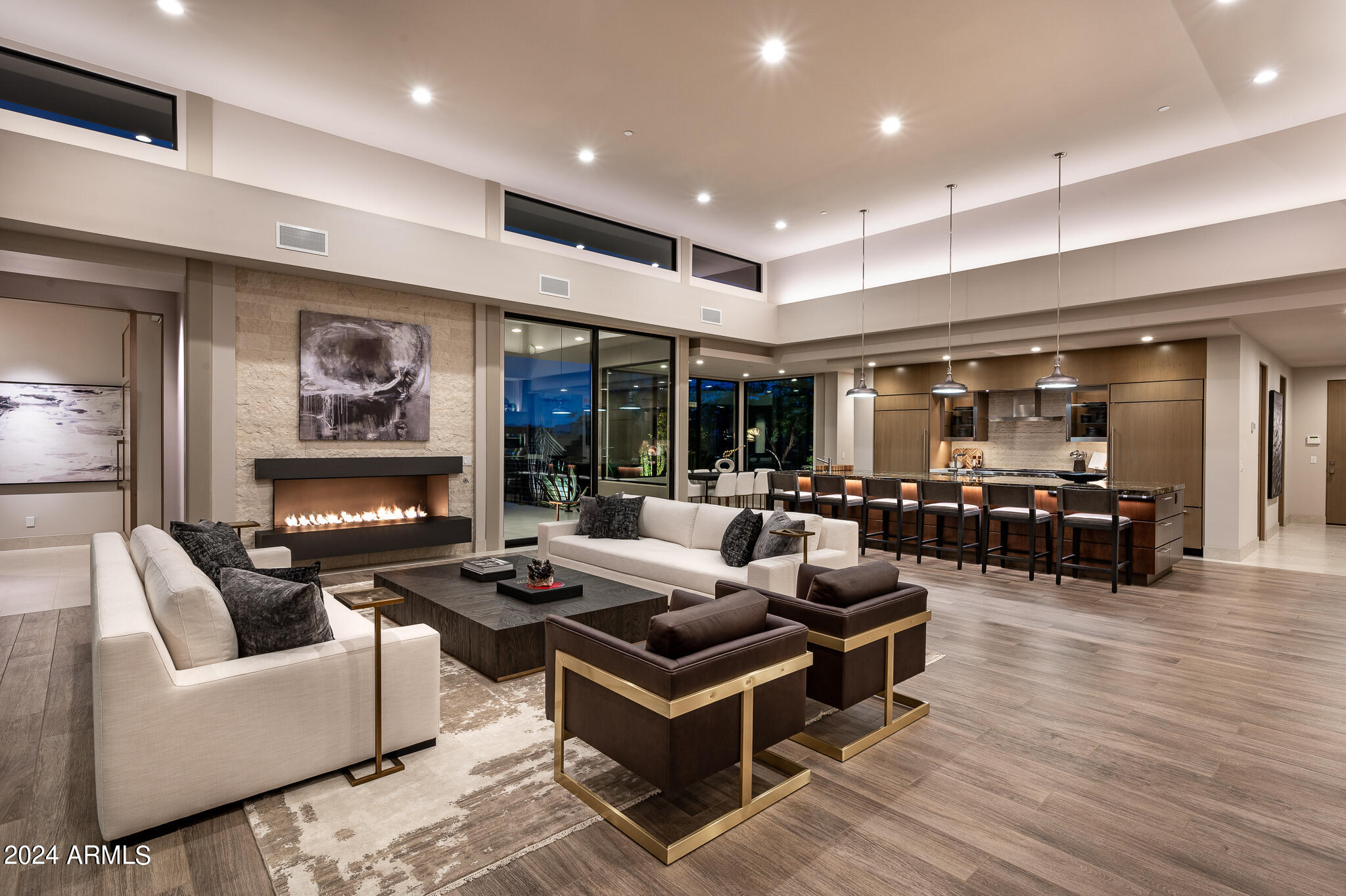 ESTANCIA - Residential