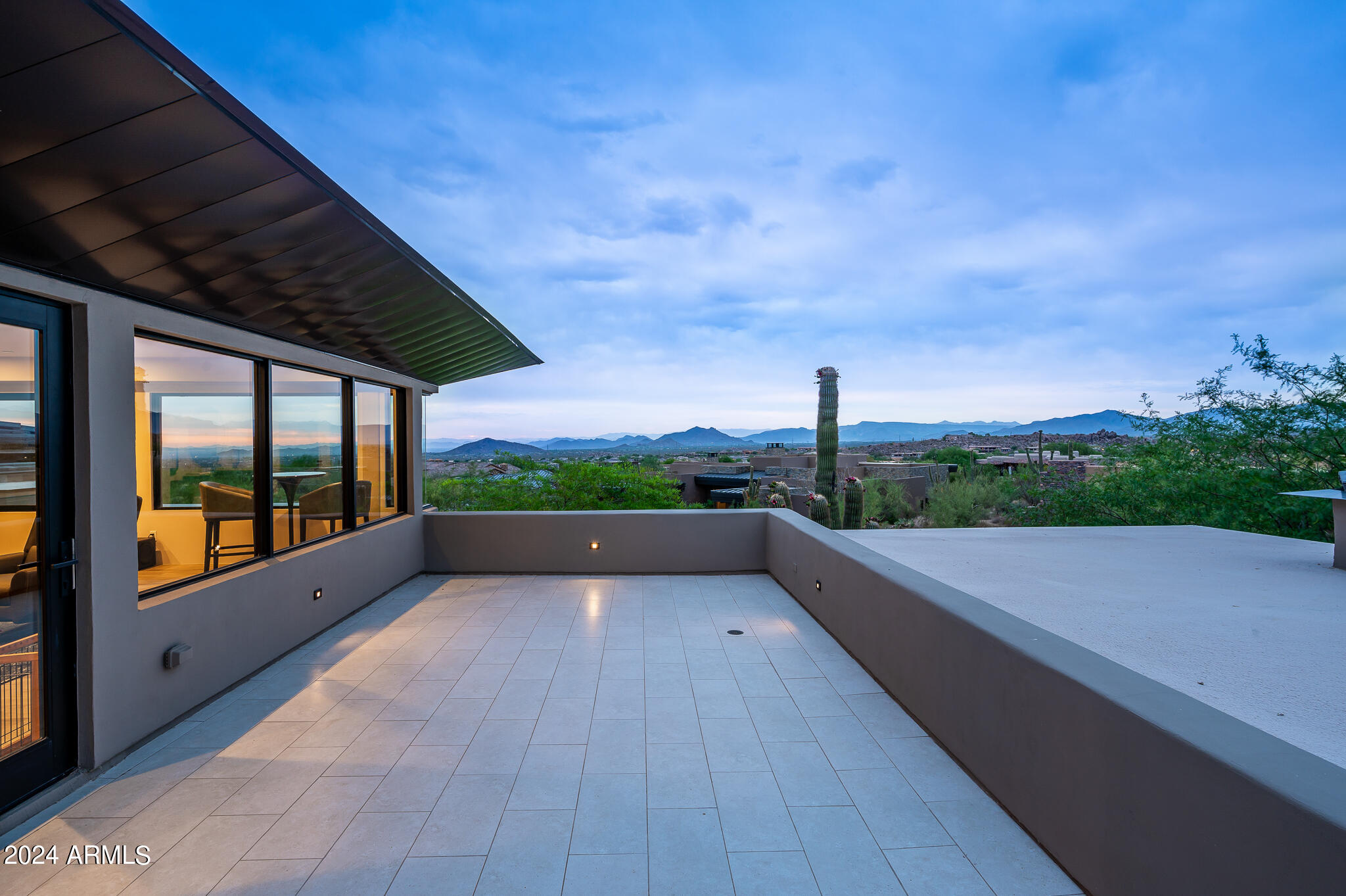 ESTANCIA - Residential