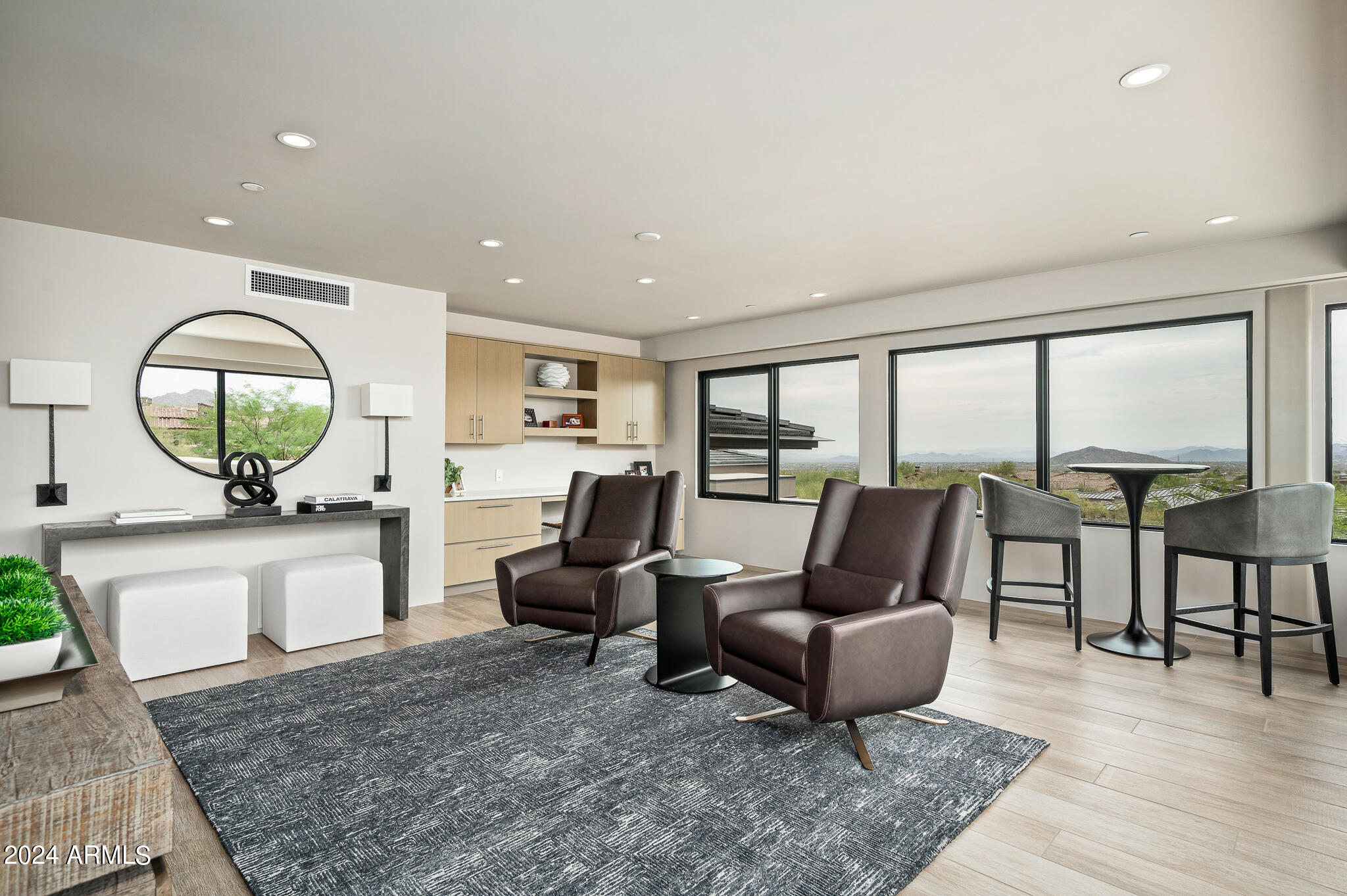 ESTANCIA - Residential