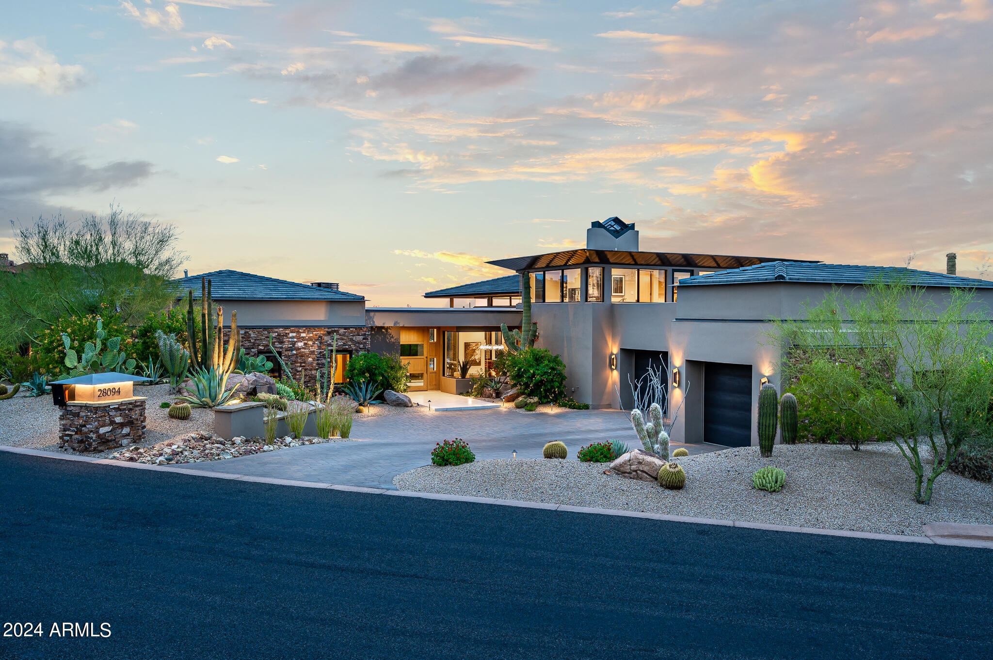 ESTANCIA - Residential