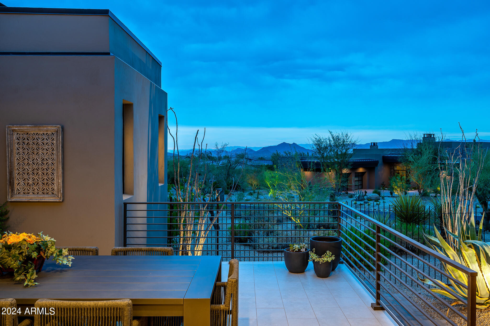 ESTANCIA - Residential