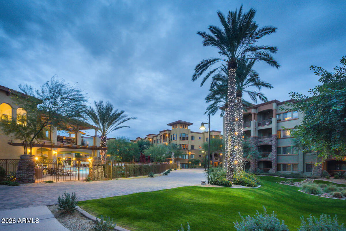 TOSCANA AT DESERT RIDGE CONDOMINIUM 2ND AMD - Residential