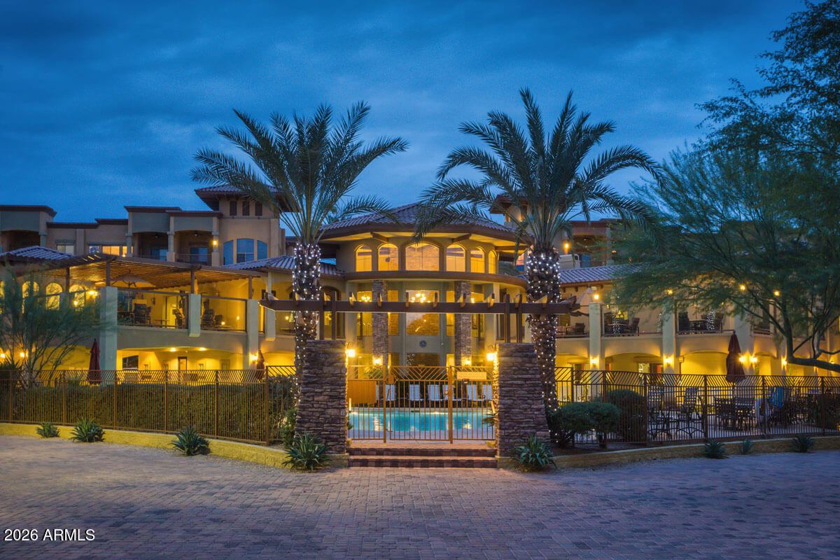 TOSCANA AT DESERT RIDGE CONDOMINIUM 2ND AMD - Residential
