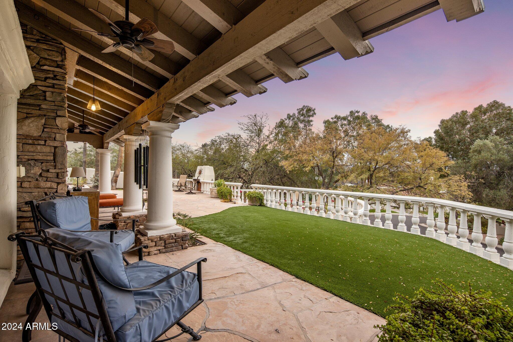 CAMELBACK CANYON - Residential