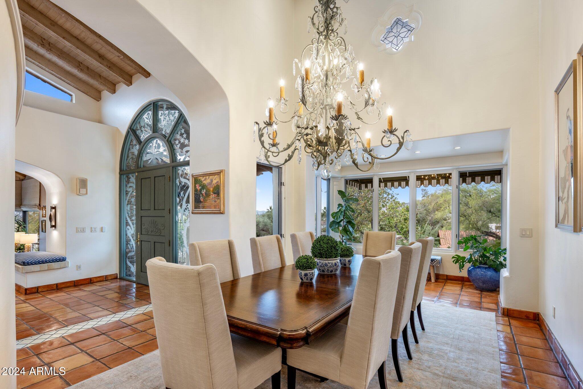 CAMELBACK CANYON - Residential