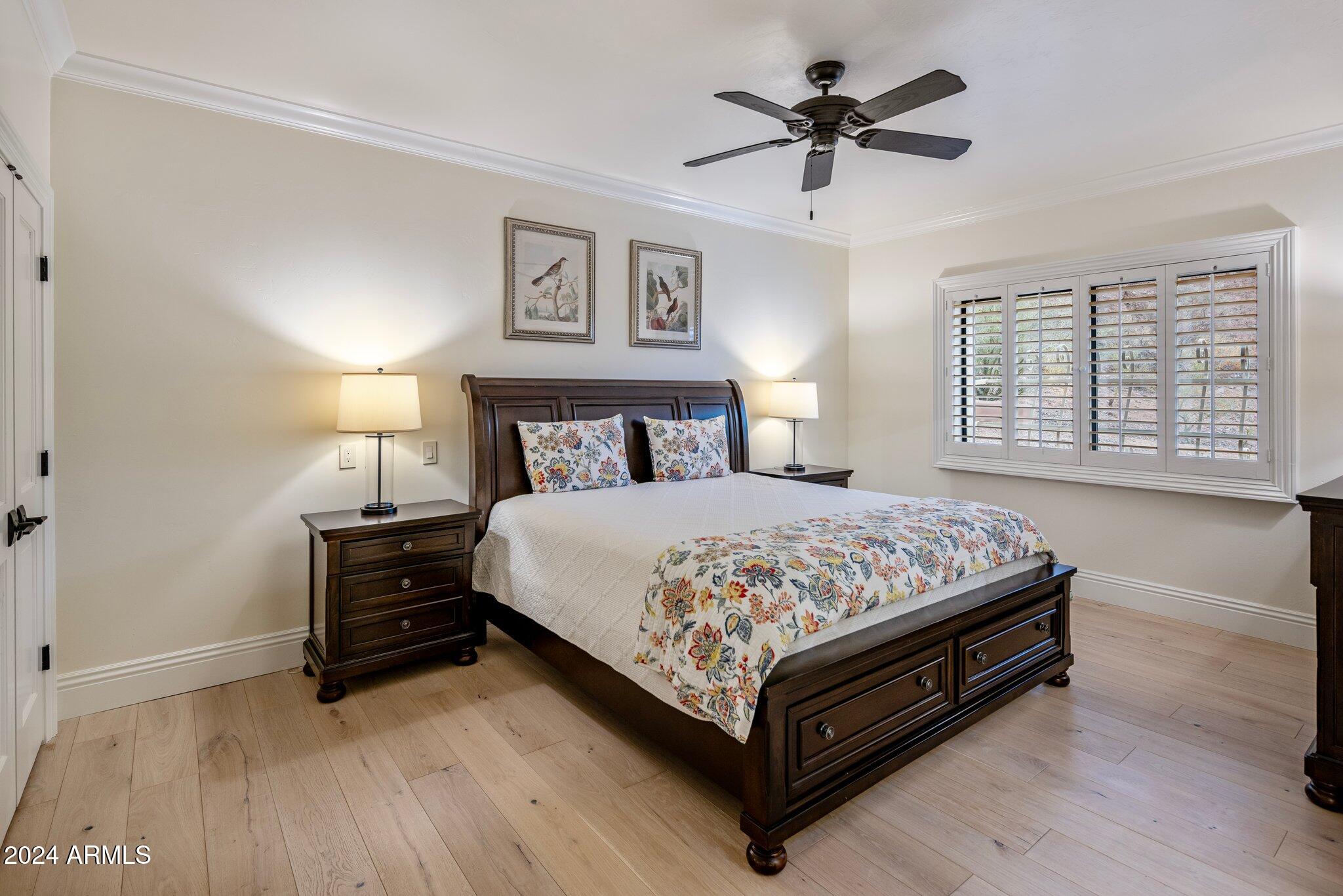 CAMELBACK CANYON - Residential