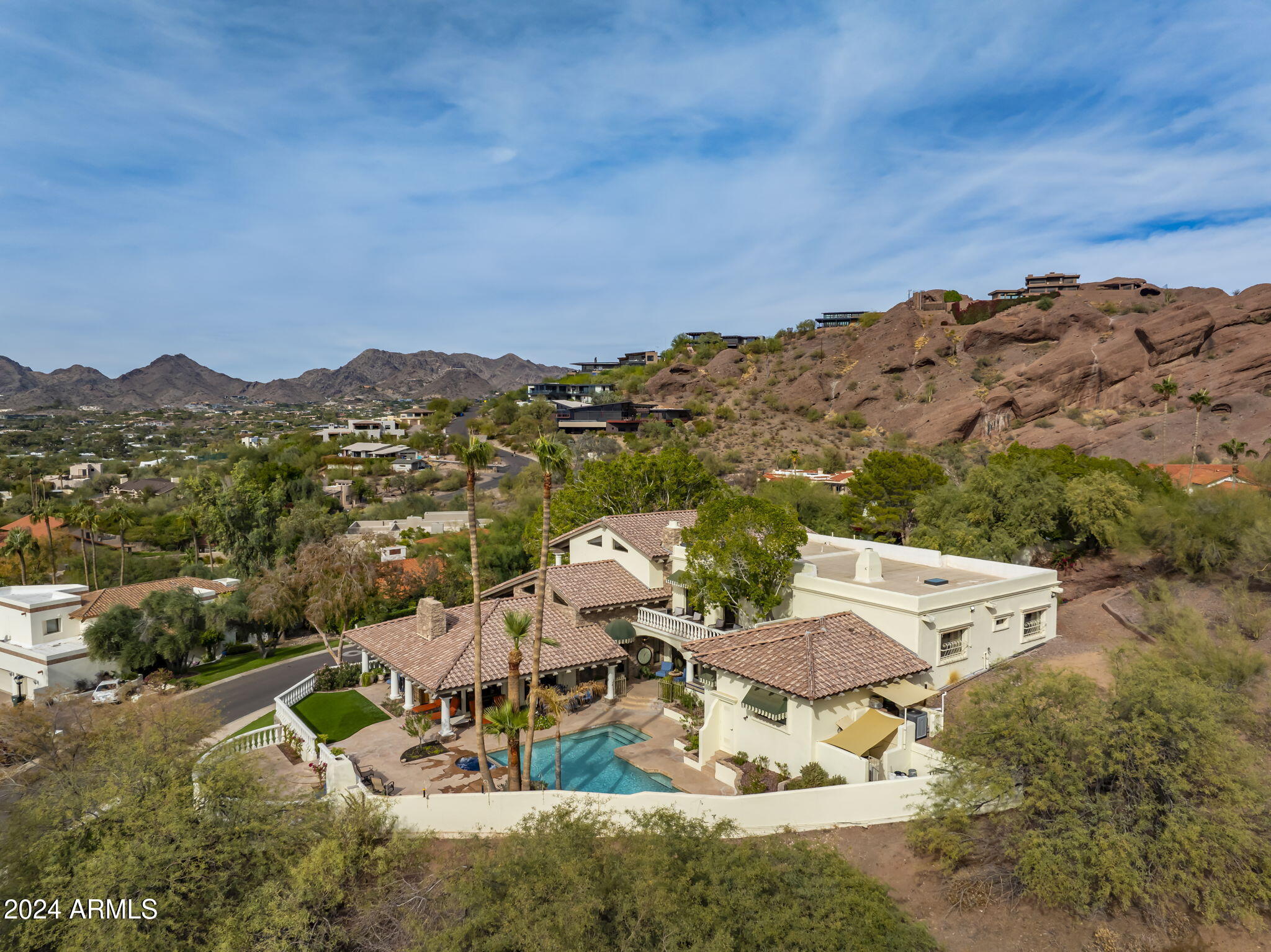 CAMELBACK CANYON - Residential