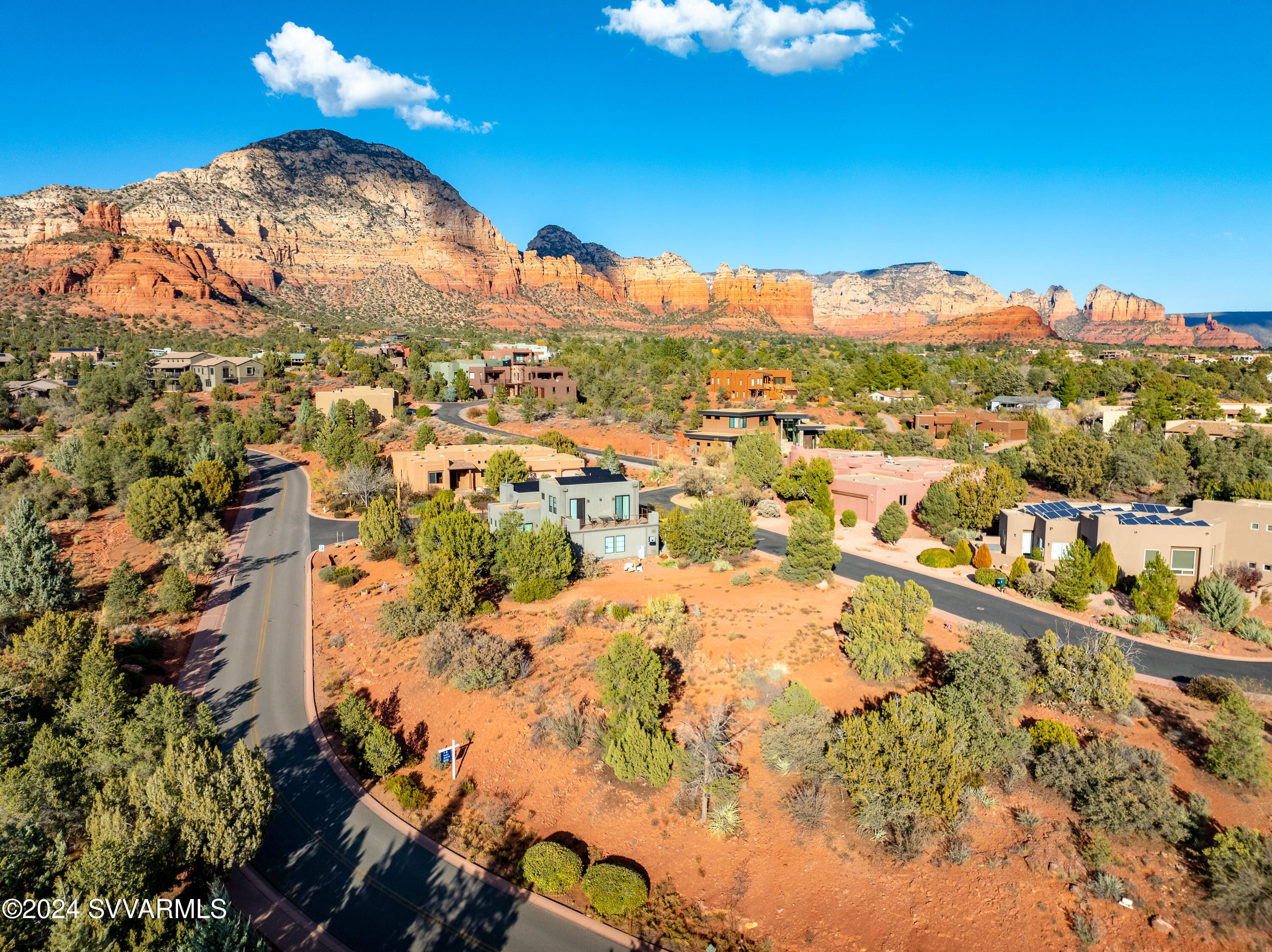 THUNDER MOUNTAIN RANCH - Land