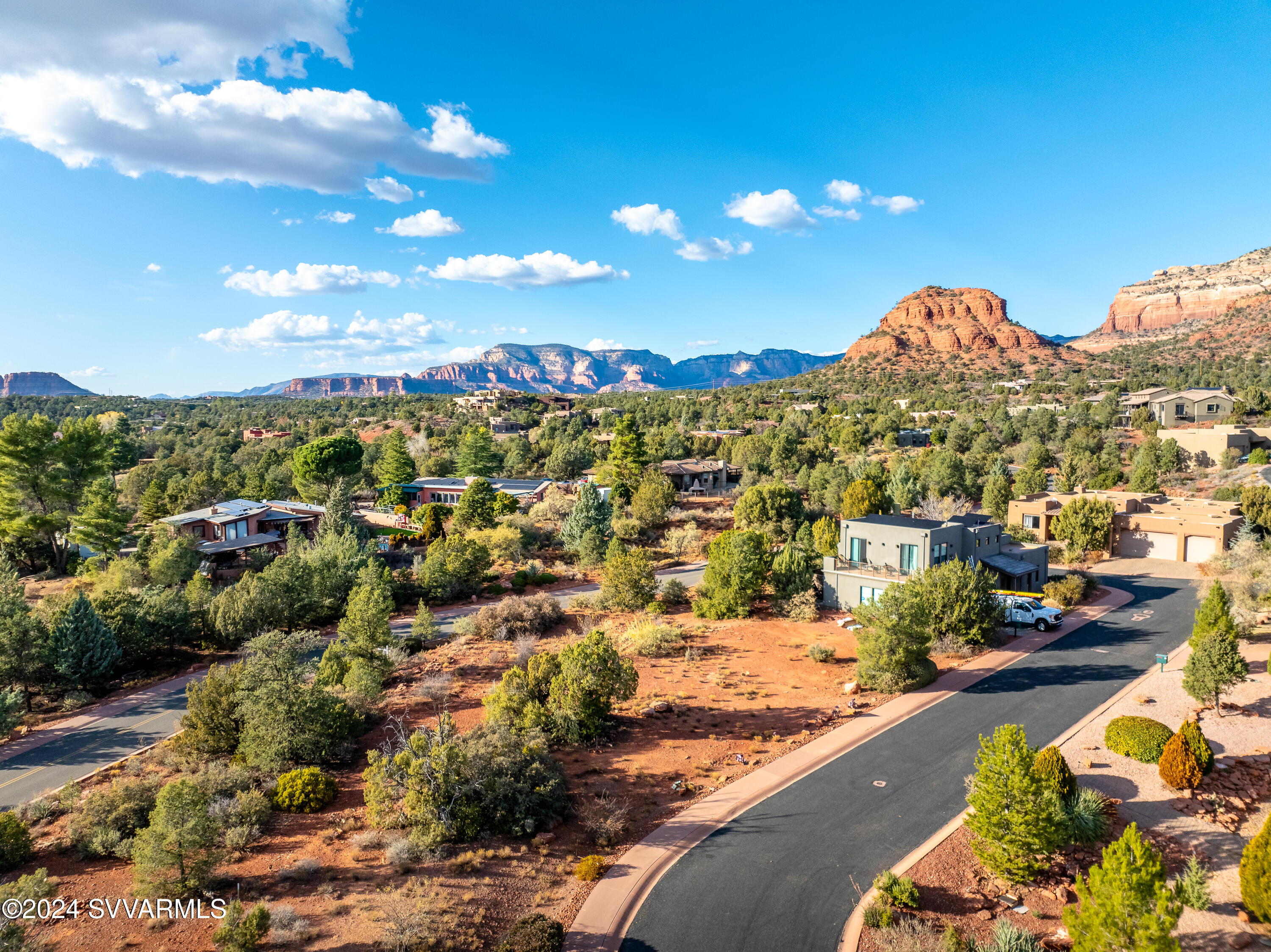 THUNDER MOUNTAIN RANCH - Land