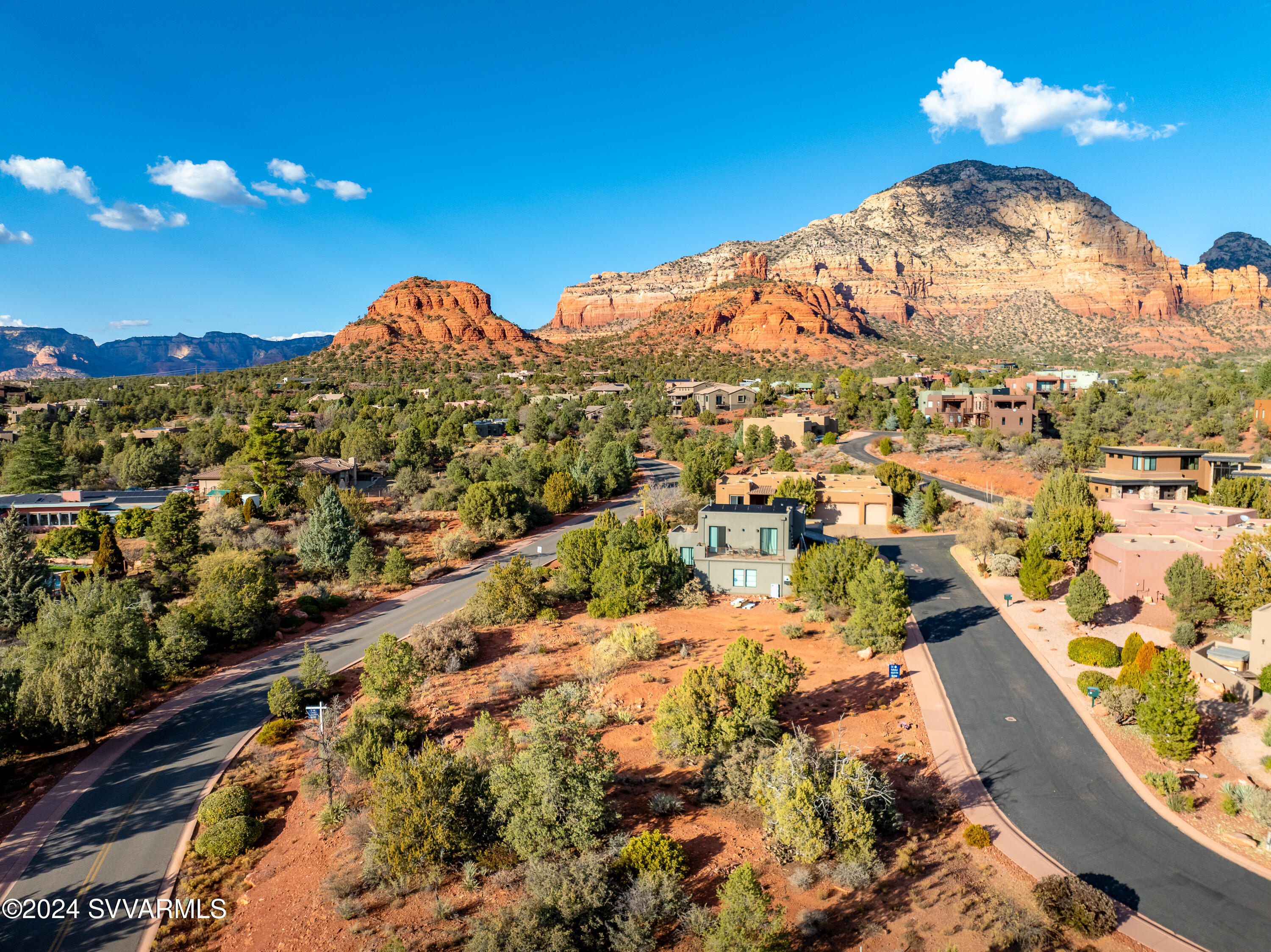Fantastic, easy-to-build, primarily level 0.1-acre lot in the highly sought-after Thunder Mountain Ranch subdivision in Sedona. Surrounded by upscale, newer homes, this lot offers an incredible opportunity to craft your dream residence. Elevated construction unveils breathtaking views of Thunder Mountain and Airport Mesa. Utilities, including sewer, are available, making development a breeze. Enjoy being close to cafes, restaurants, and scenic hiking trails. Don't miss the chance to own the best-priced lot in this premier location!