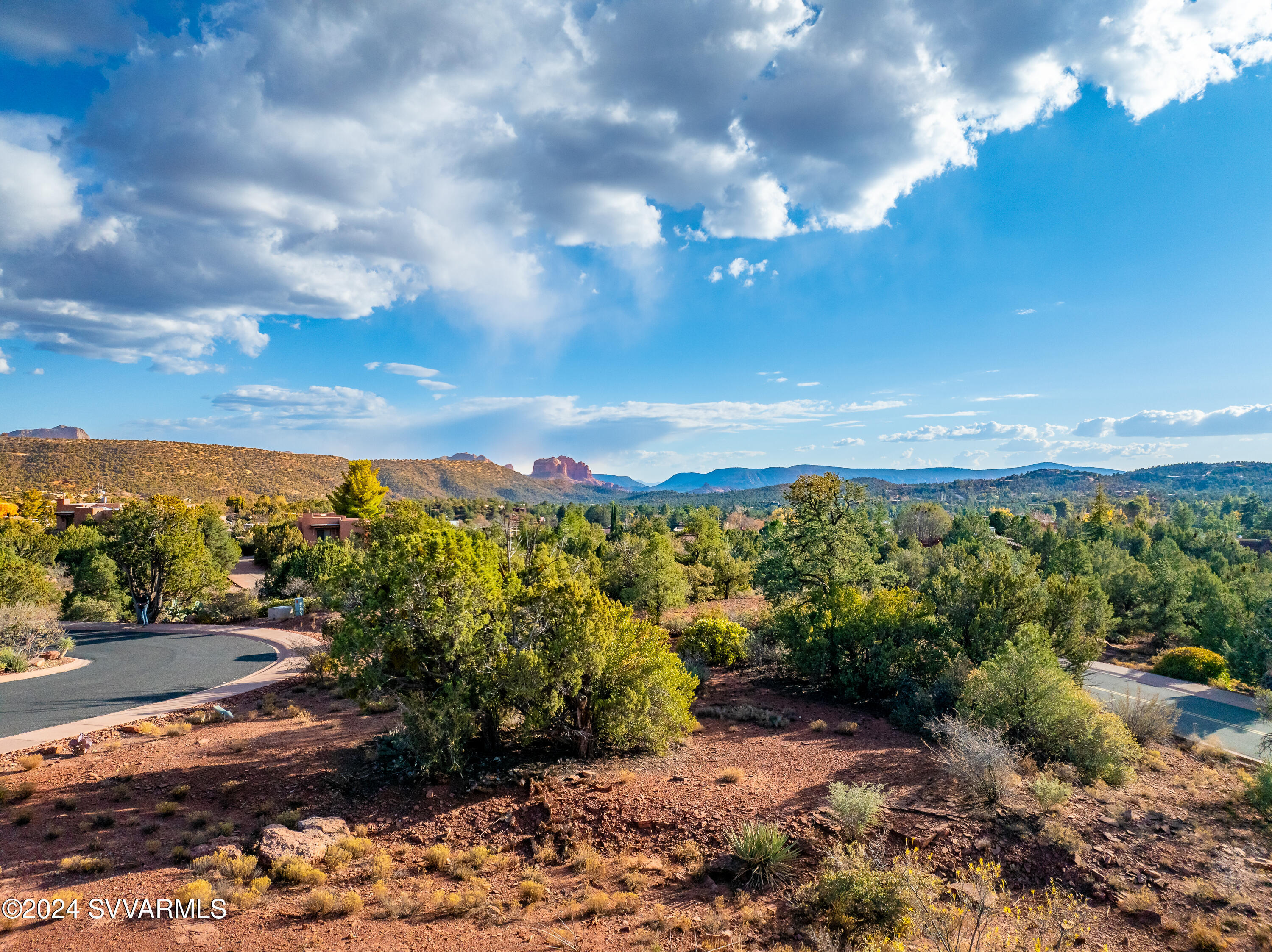 THUNDER MOUNTAIN RANCH - Land