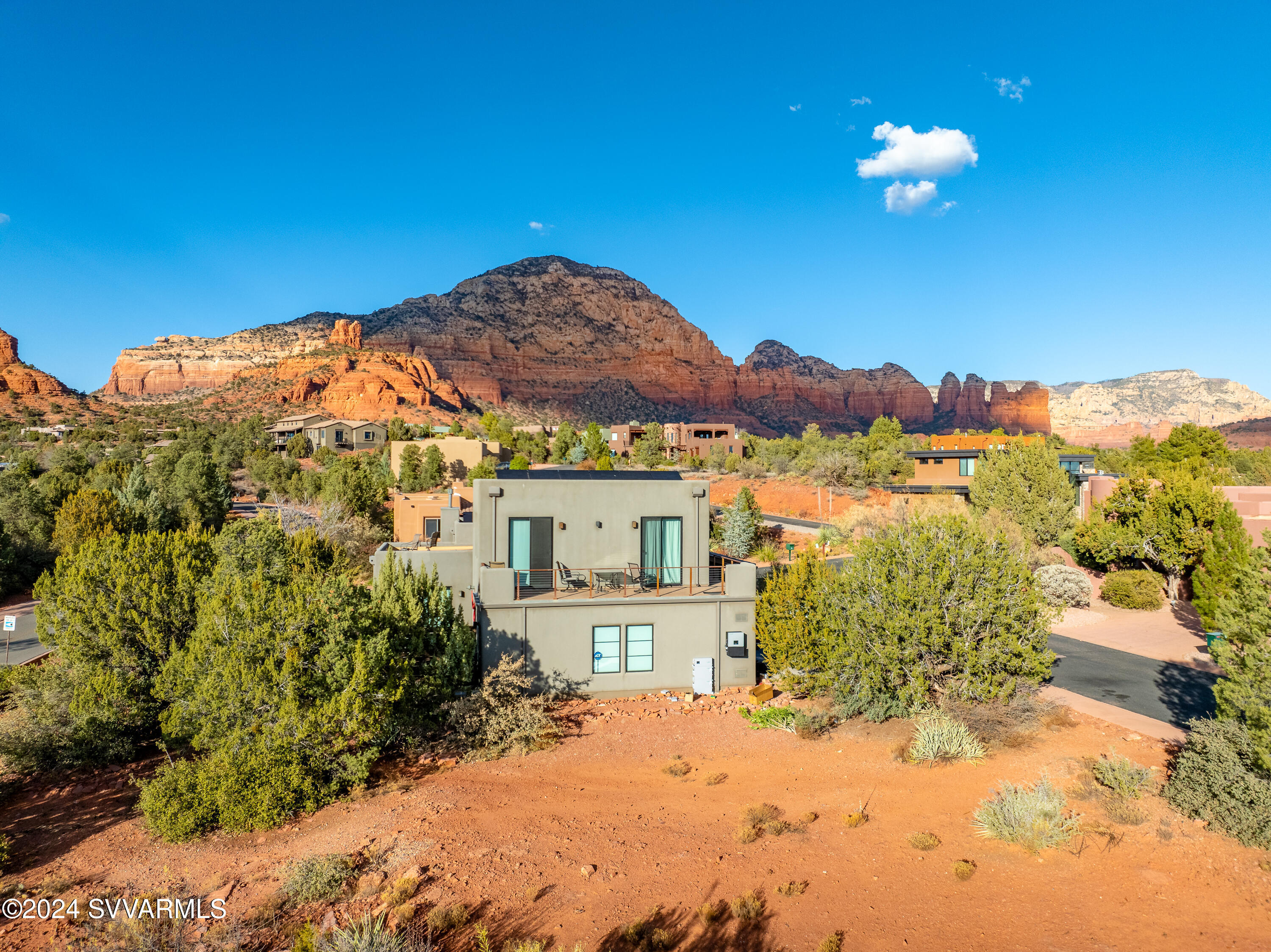 THUNDER MOUNTAIN RANCH - Land