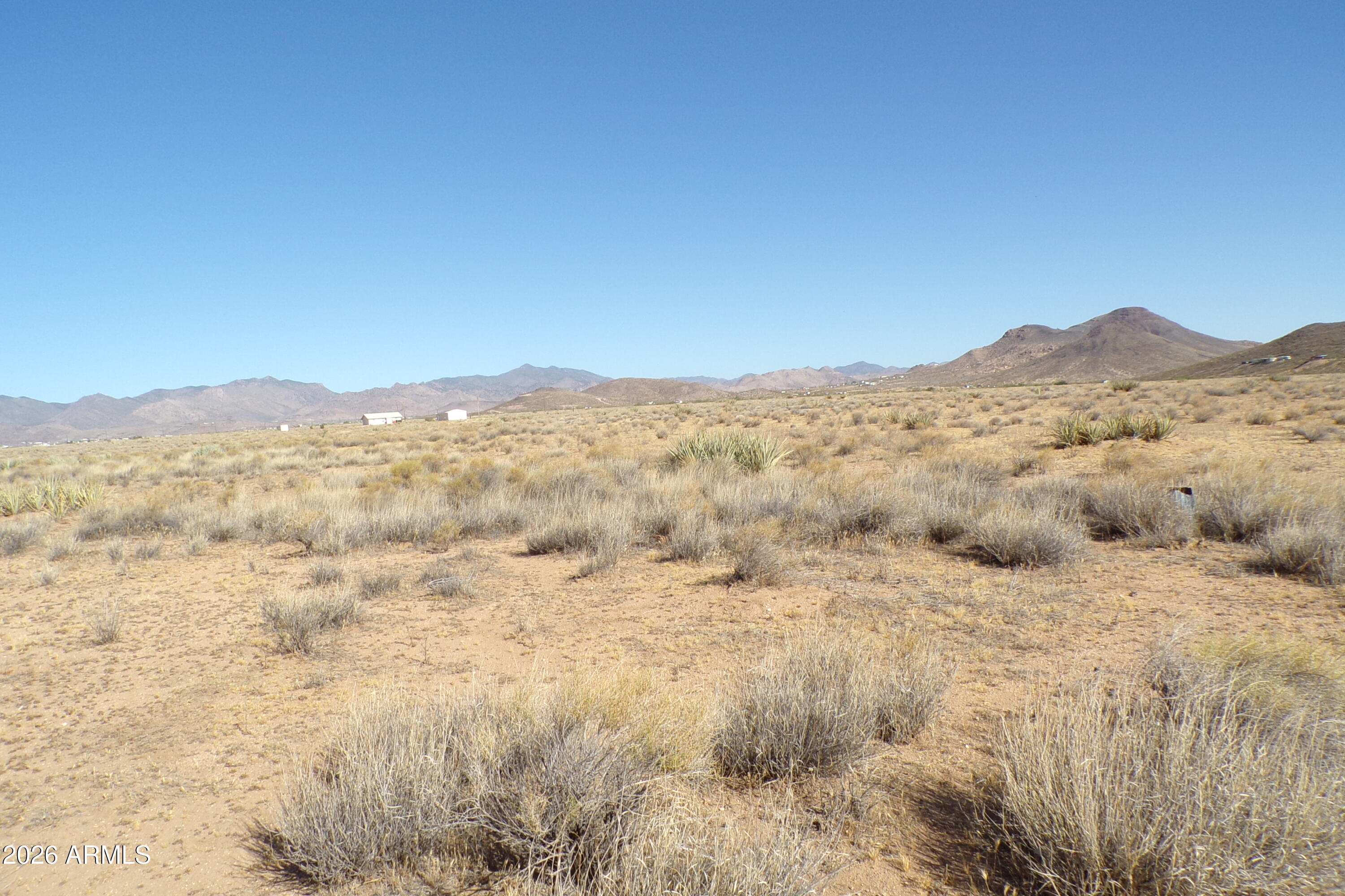 SUNWARD HO! RANCHES RUBI ACRES RESUB - Land