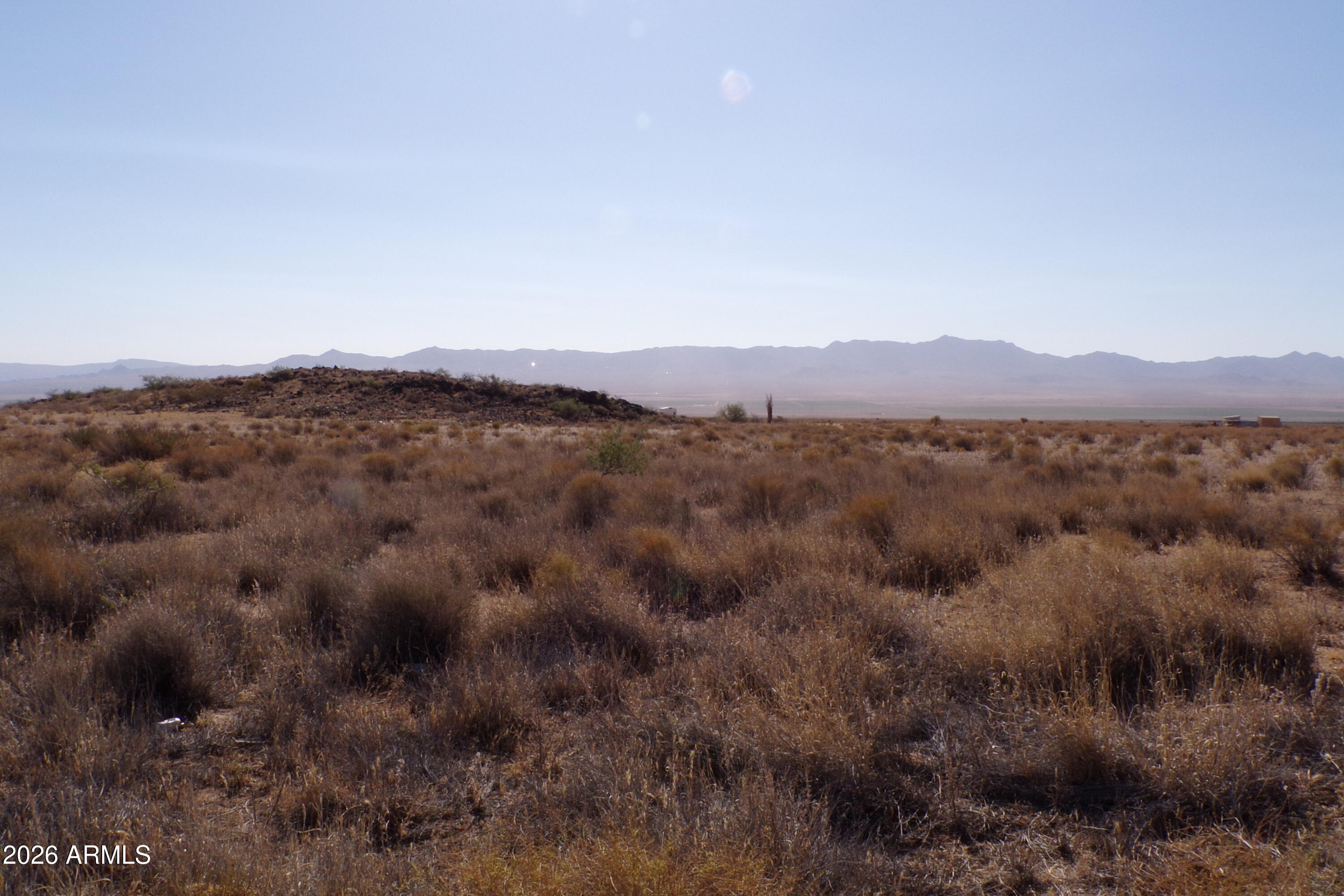 SUNWARD HO! RANCHES RUBI ACRES RESUB - Land