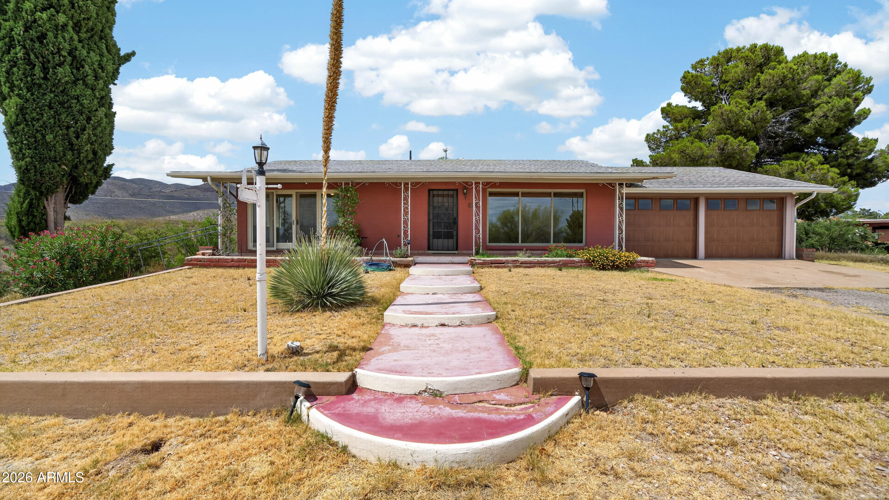 SAN JOSE ESTATES - Residential