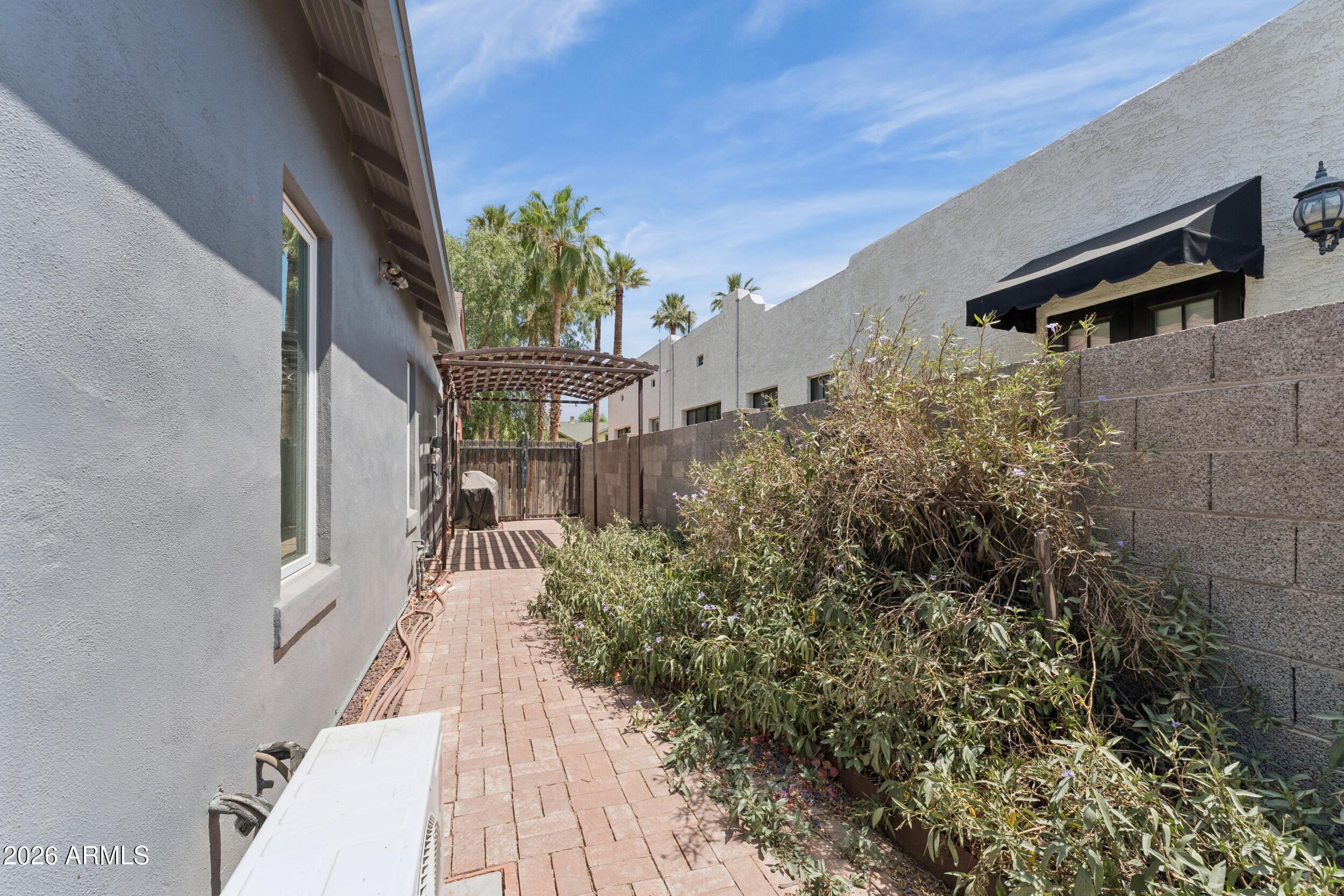 KENILWORTH BLKS 7-14 - Residential