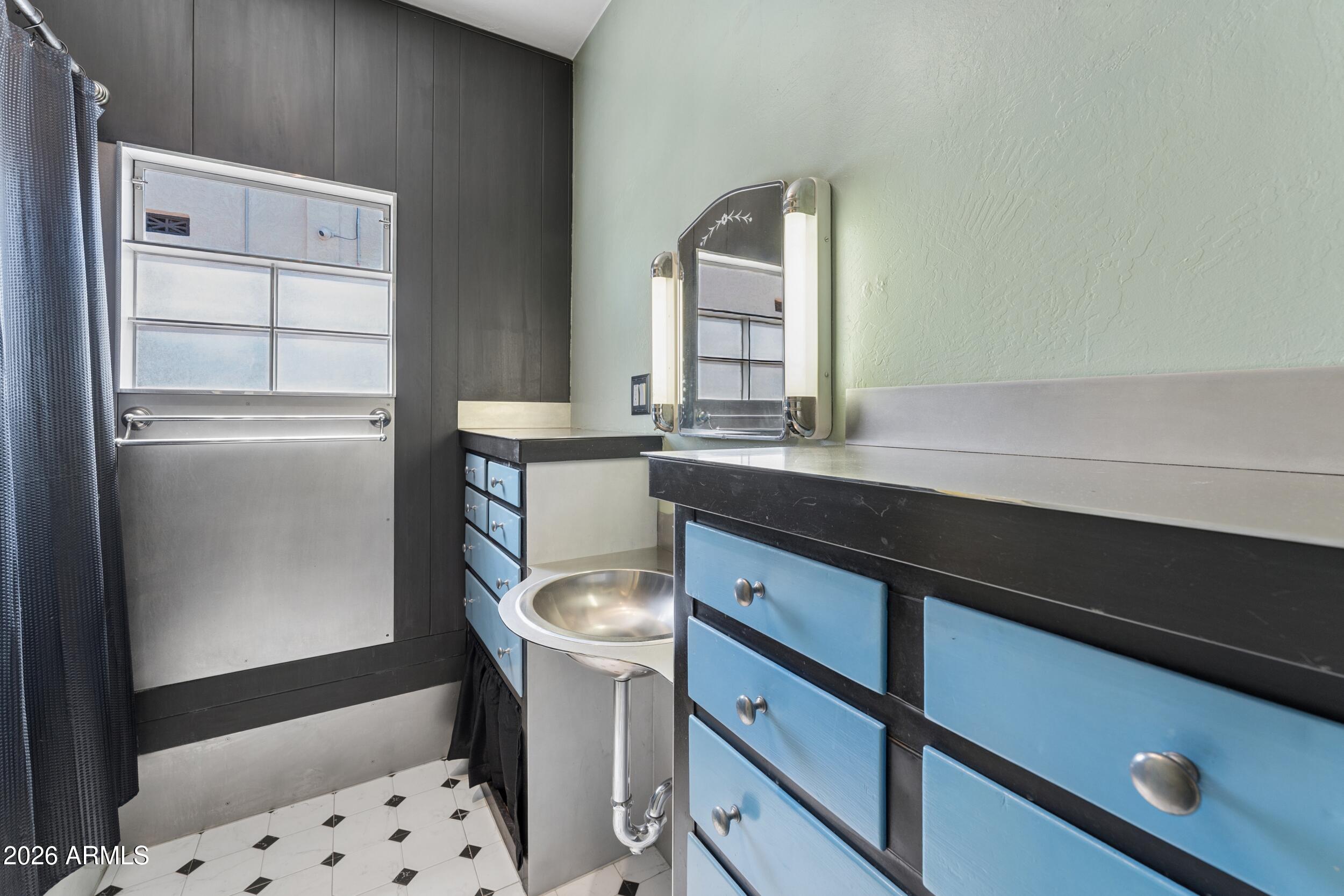 KENILWORTH BLKS 7-14 - Residential