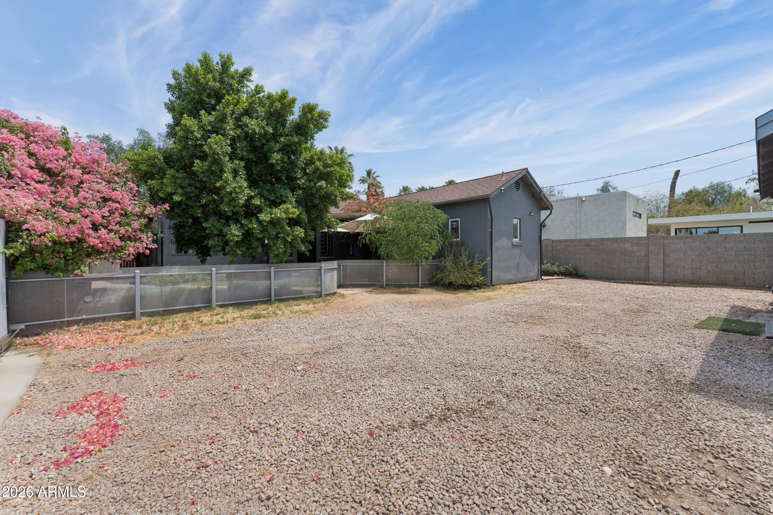 KENILWORTH BLKS 7-14 - Residential