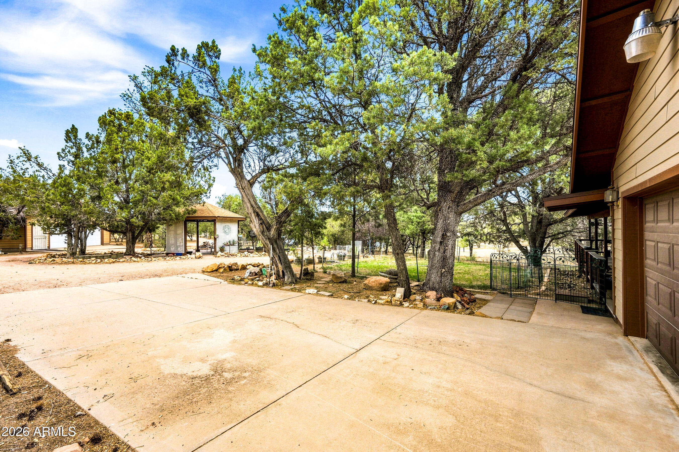PINELAND ACRES - Residential