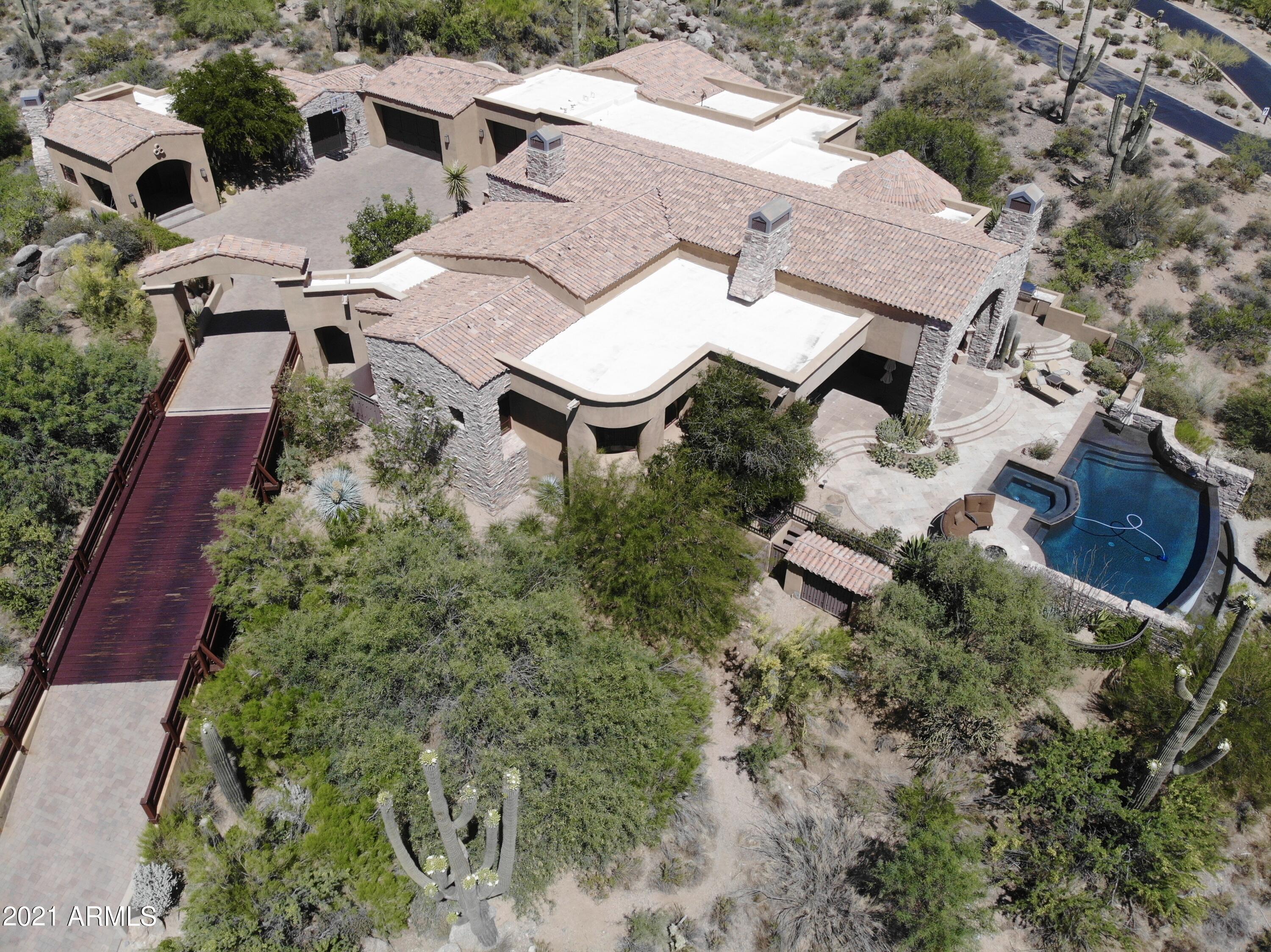 DESERT MOUNTAIN - Residential